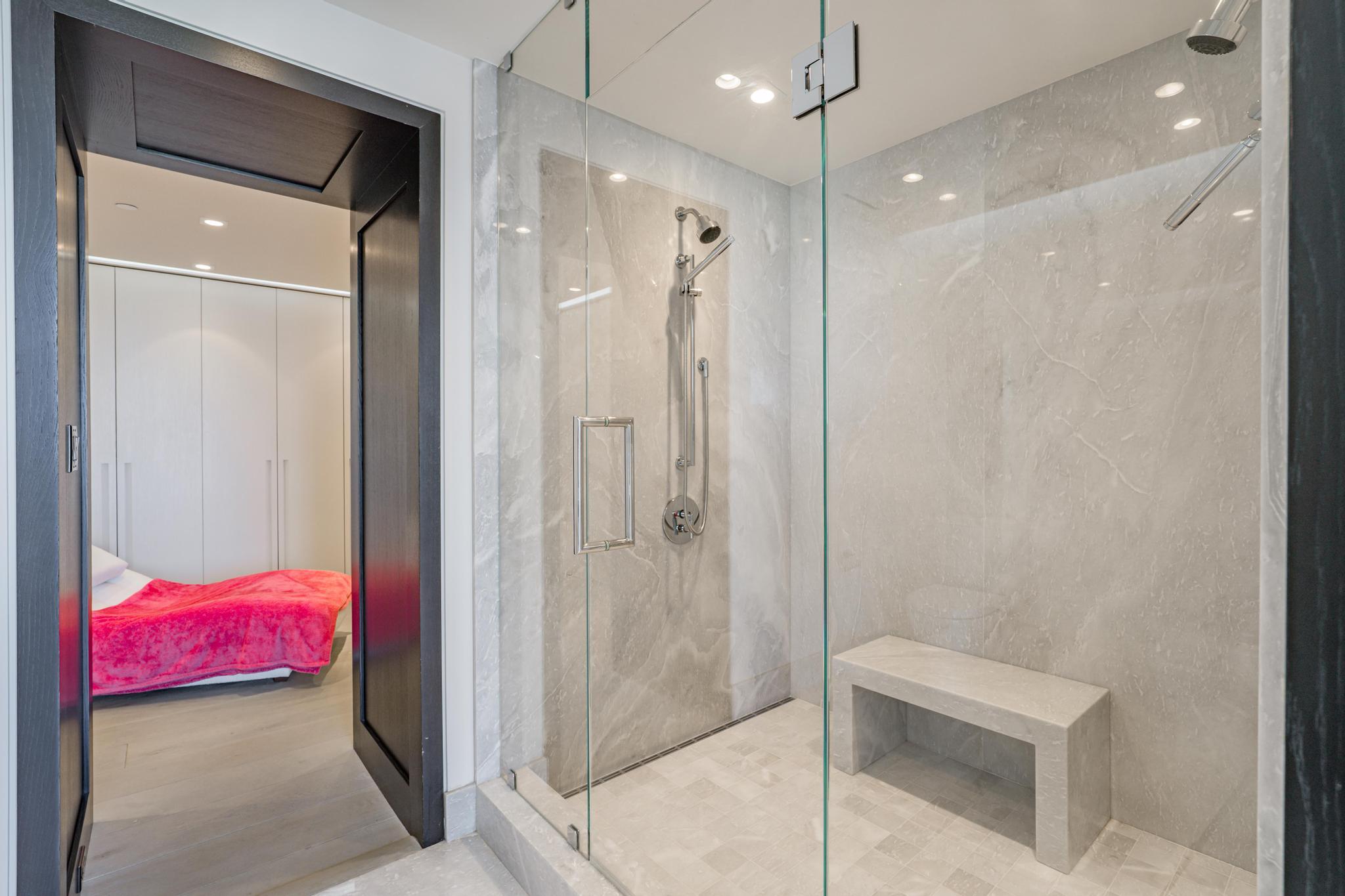 333 Las Olas #4206 Fort Lauderdale, FL 33301