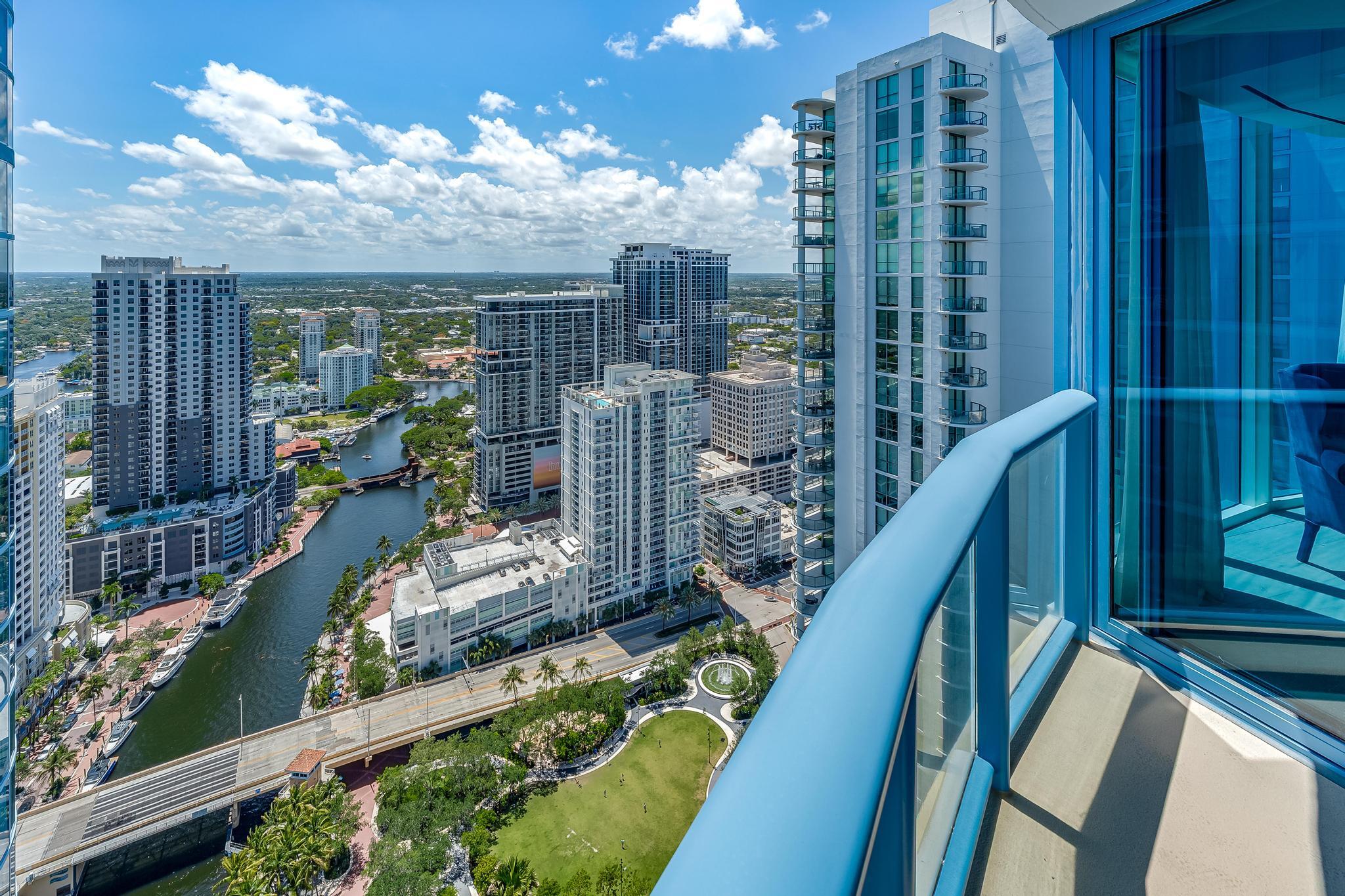 333 Las Olas #4206 Fort Lauderdale, FL 33301