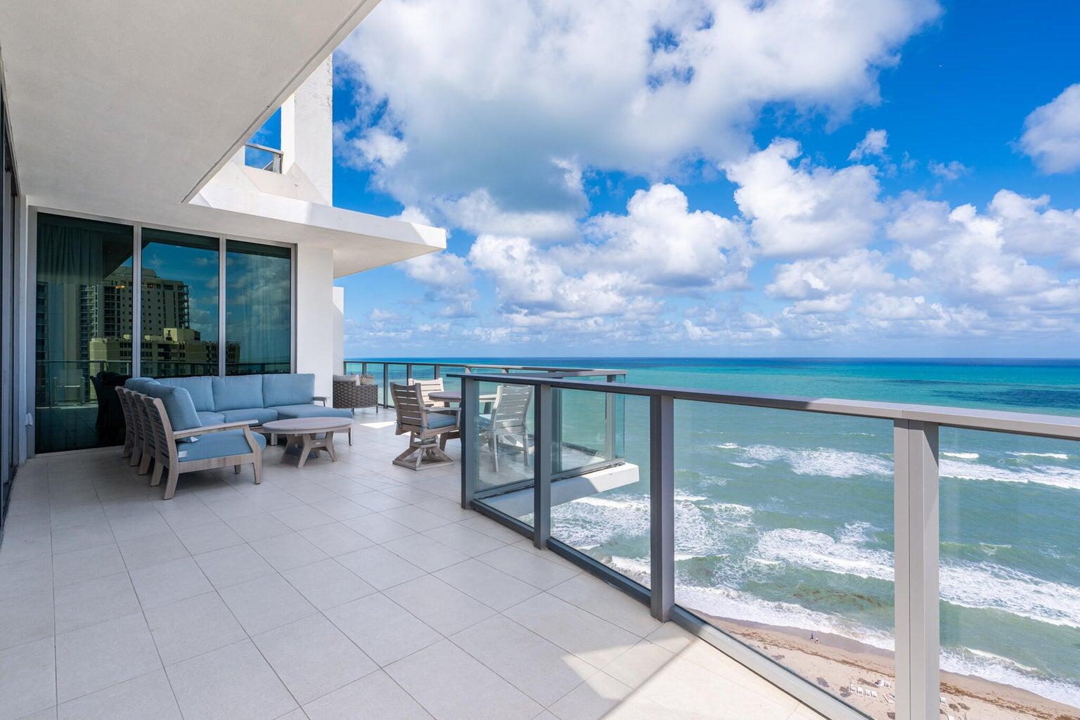 3100 N Ocean #H-PH3 Riviera Beach, FL 33404