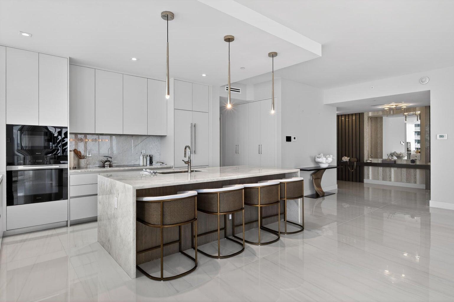3100 N Ocean #H-PH3 Riviera Beach, FL 33404