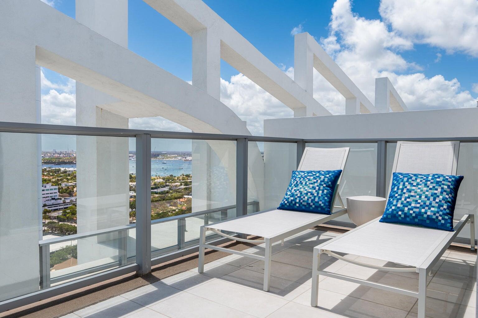 3100 N Ocean #H-PH3 Riviera Beach, FL 33404