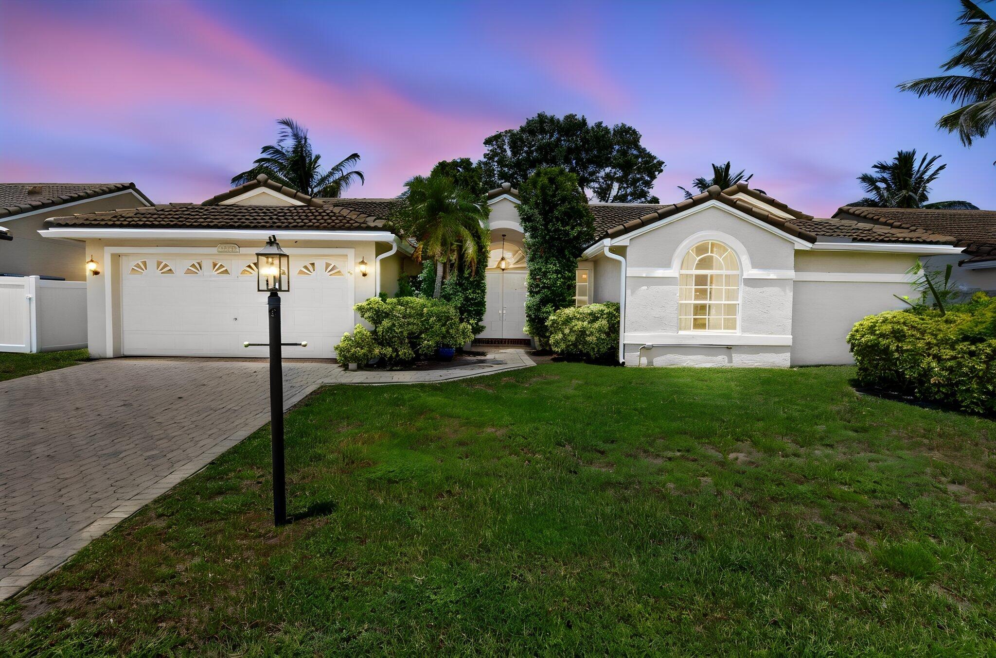 9415 Lake Serena