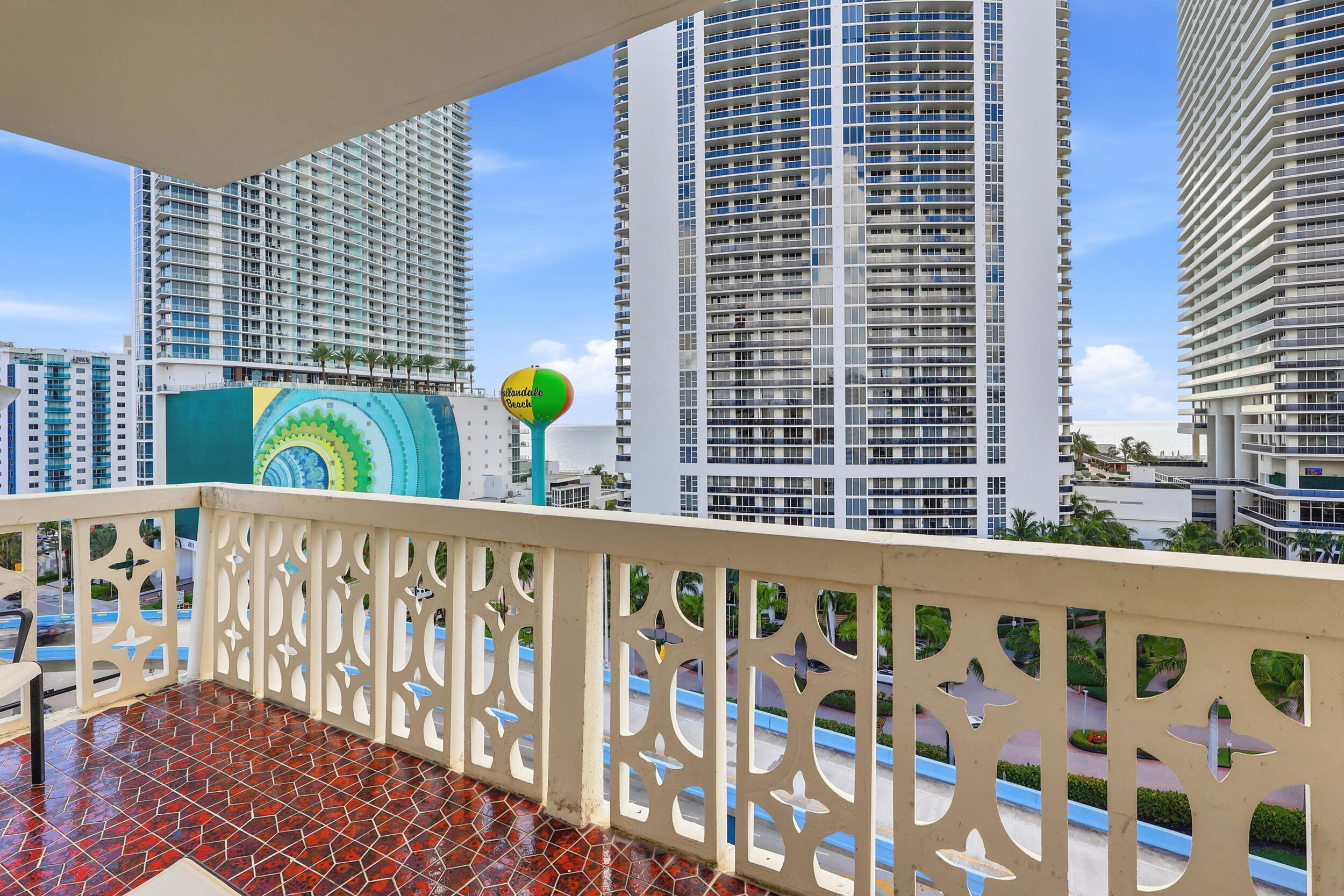 1825 S Ocean #ph 1