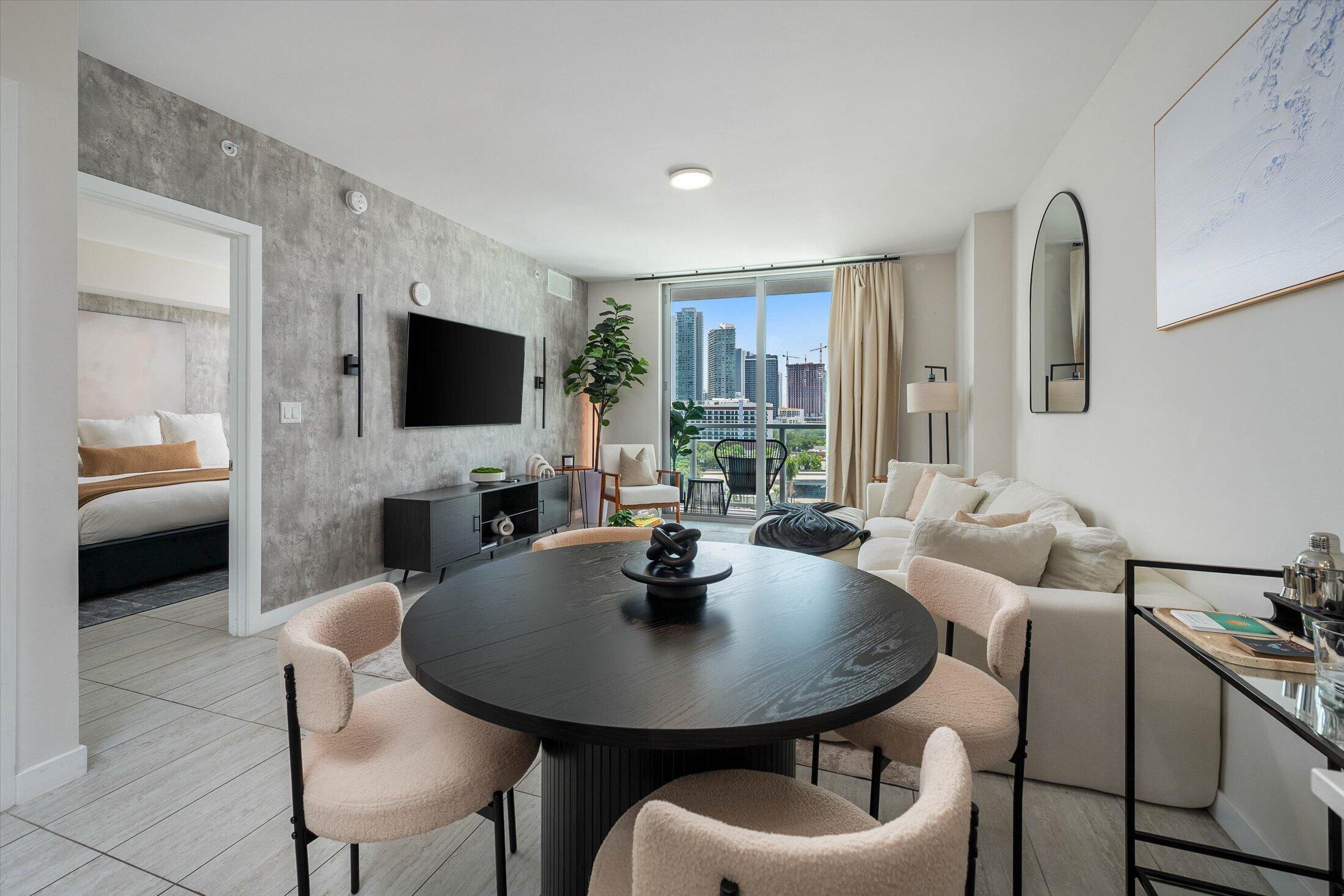 3900 Biscayne Blvd #S-910 Miami, FL 33137
