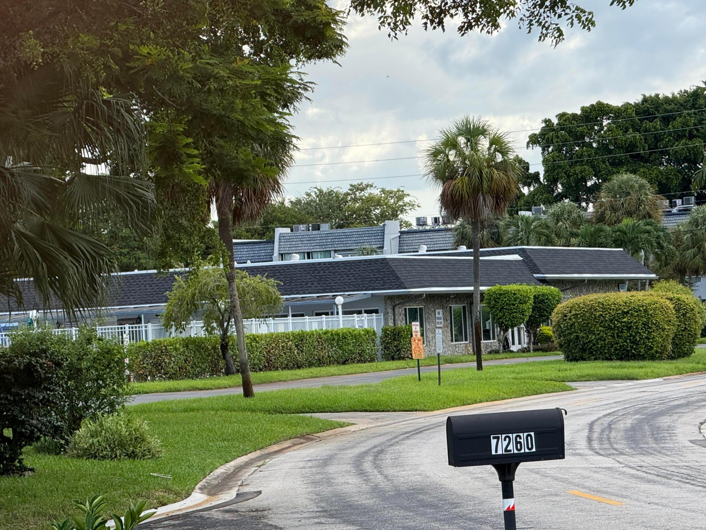 7250 NW 8th Ct Margate, FL 33063