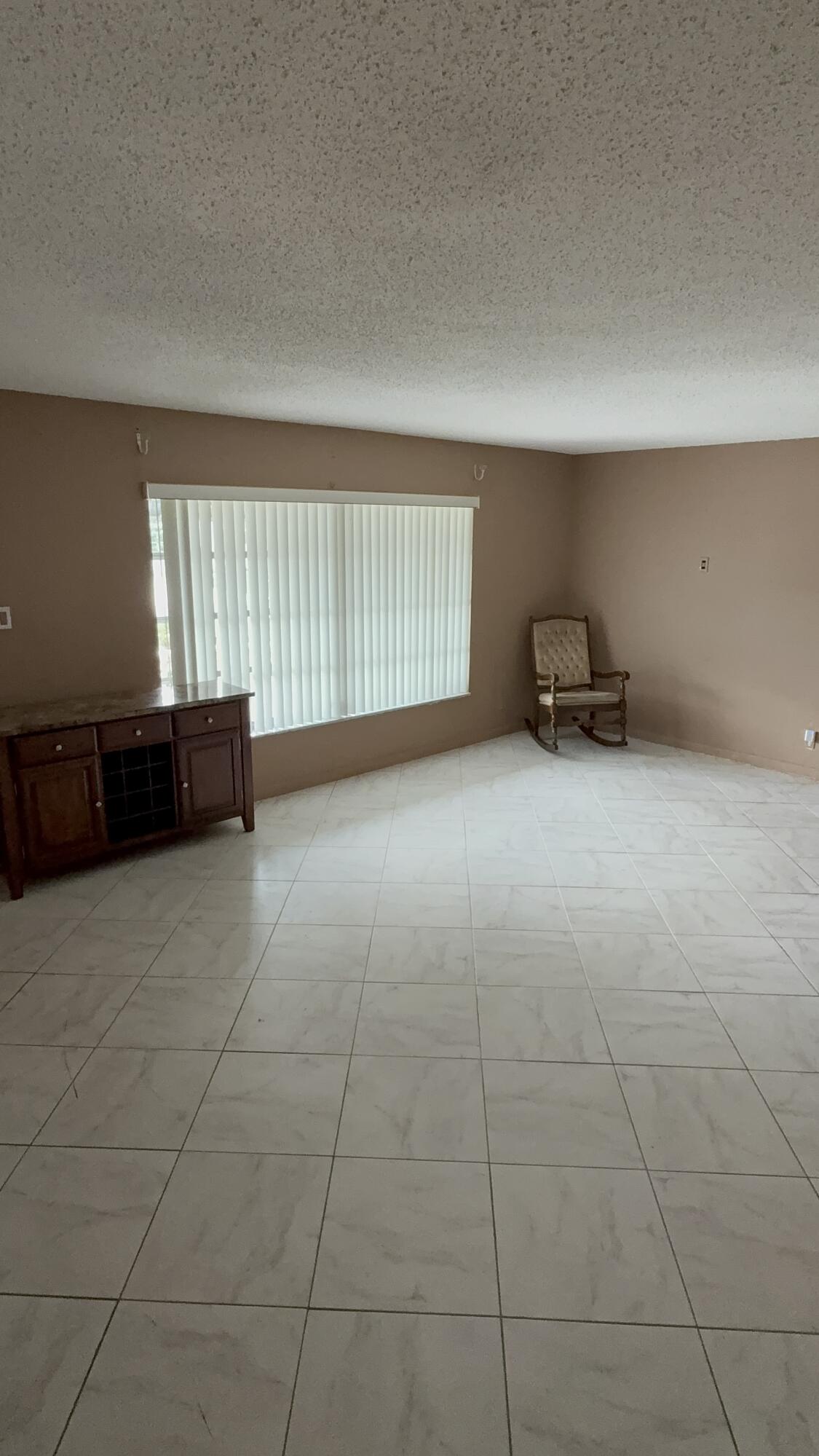 7250 NW 8th Ct Margate, FL 33063