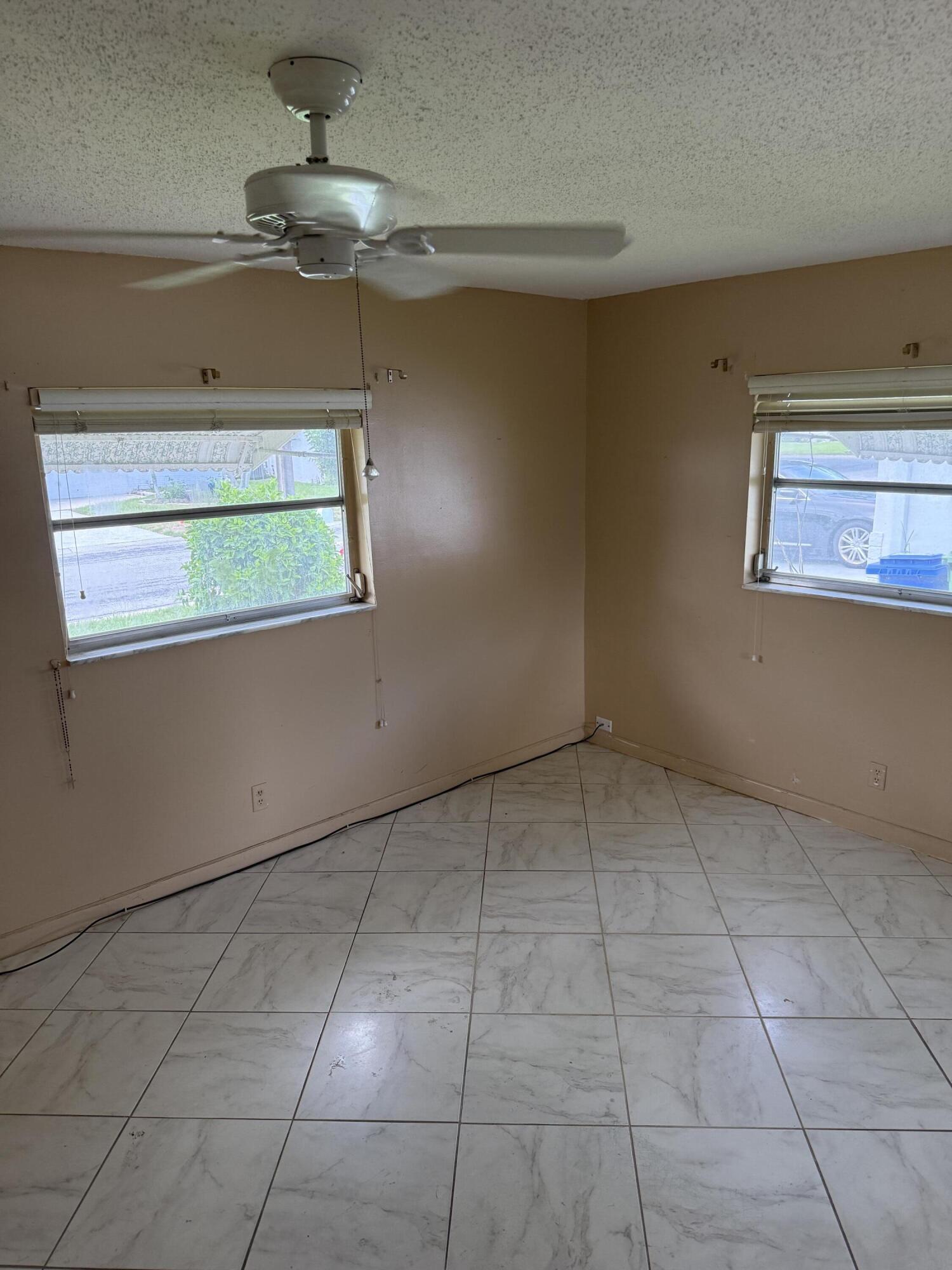 7250 NW 8th Ct Margate, FL 33063