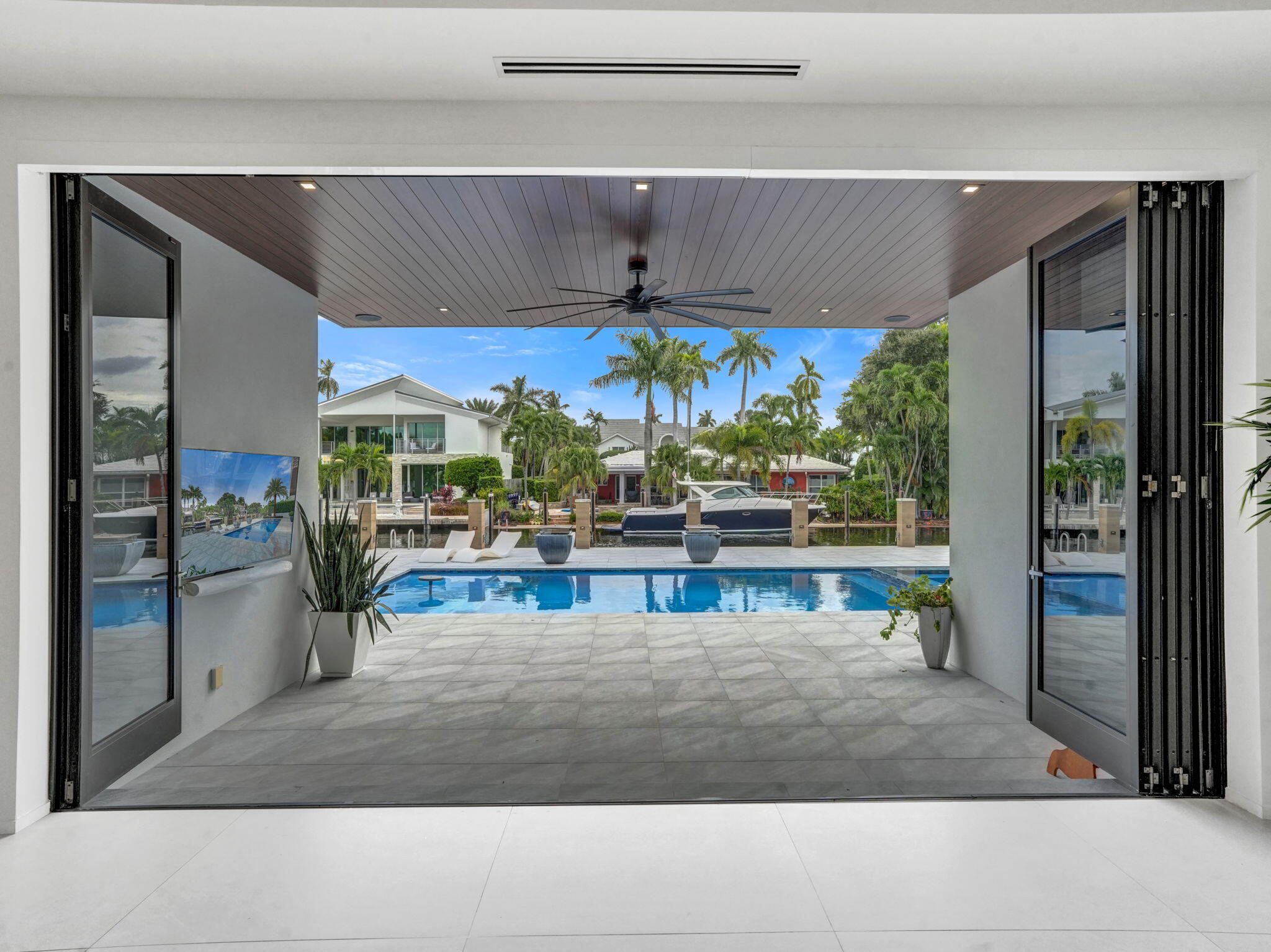 424 Coconut Isle Dr Fort Lauderdale, FL 33301