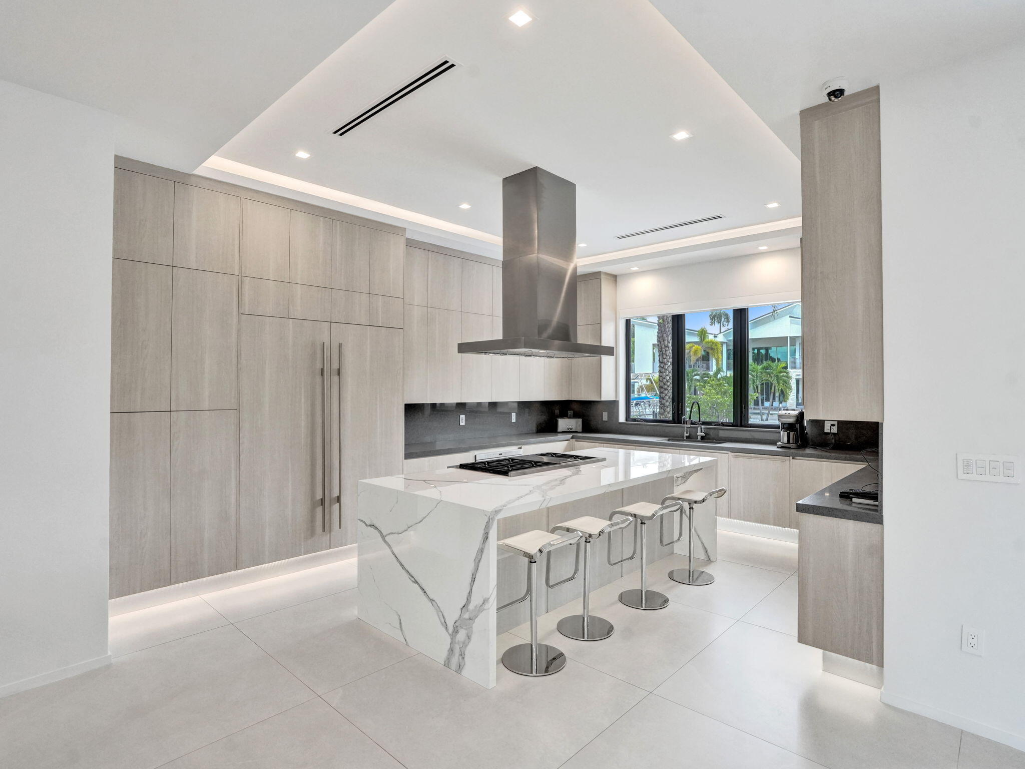 424 Coconut Isle Dr Fort Lauderdale, FL 33301