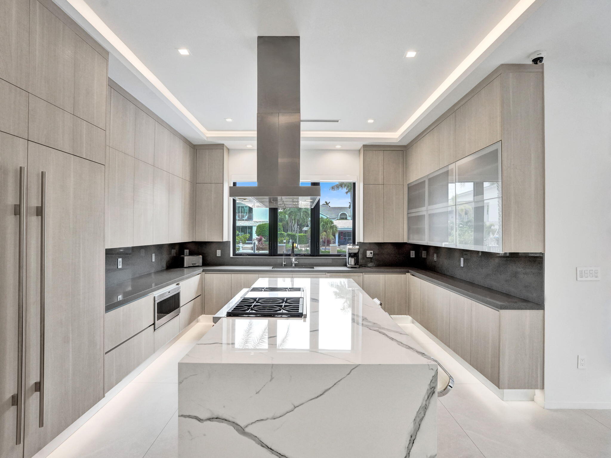 424 Coconut Isle Dr Fort Lauderdale, FL 33301