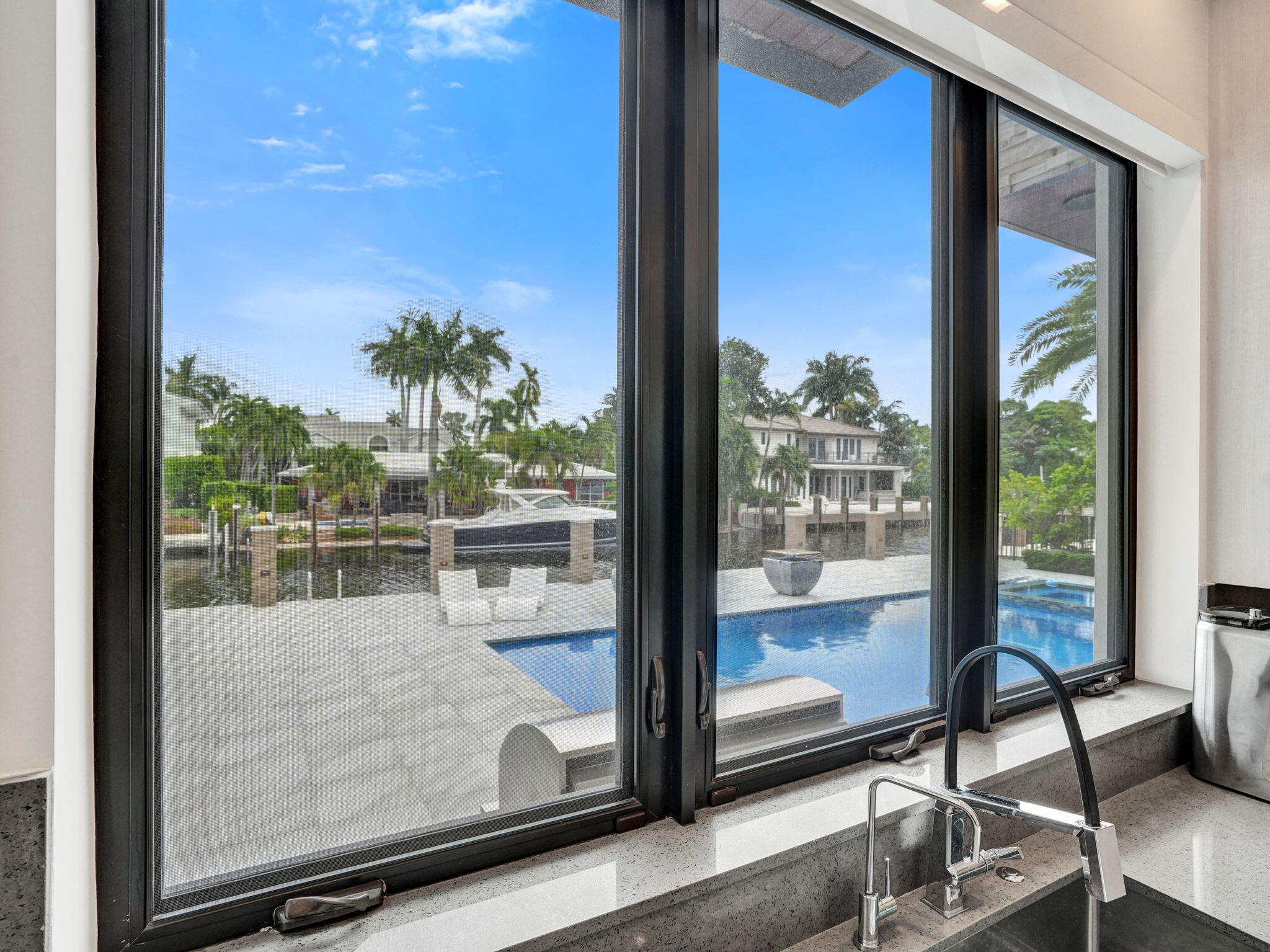 424 Coconut Isle Dr Fort Lauderdale, FL 33301