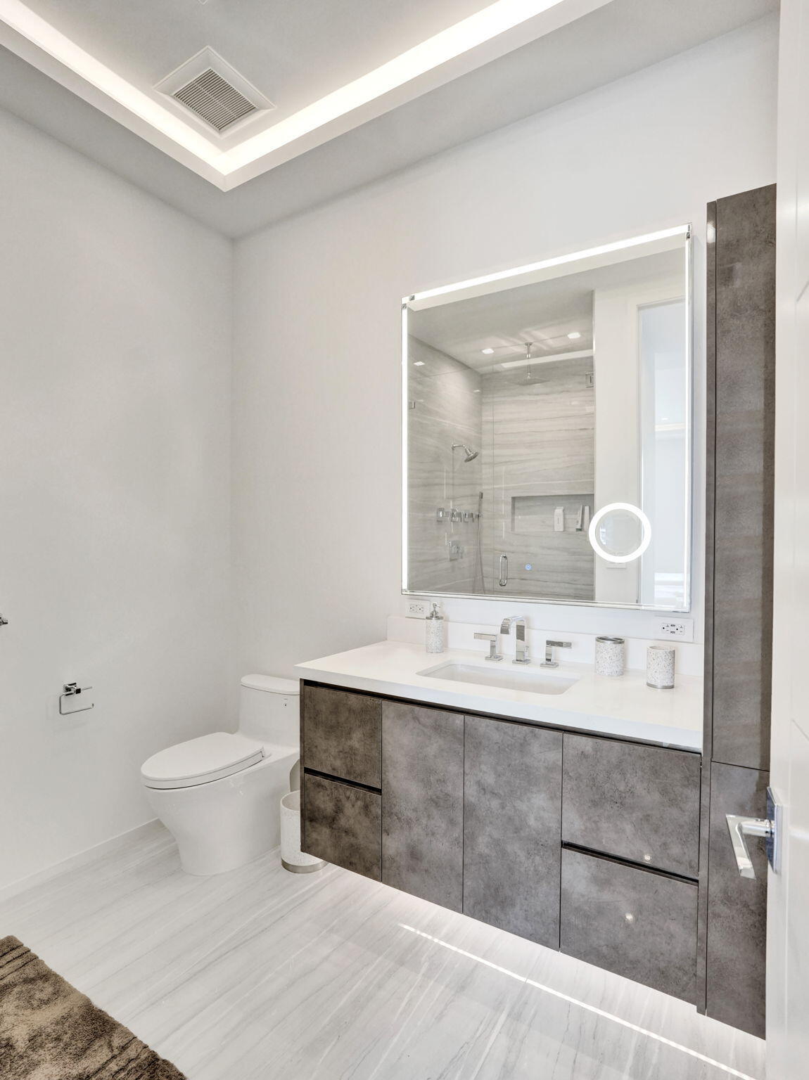 424 Coconut Isle Dr Fort Lauderdale, FL 33301