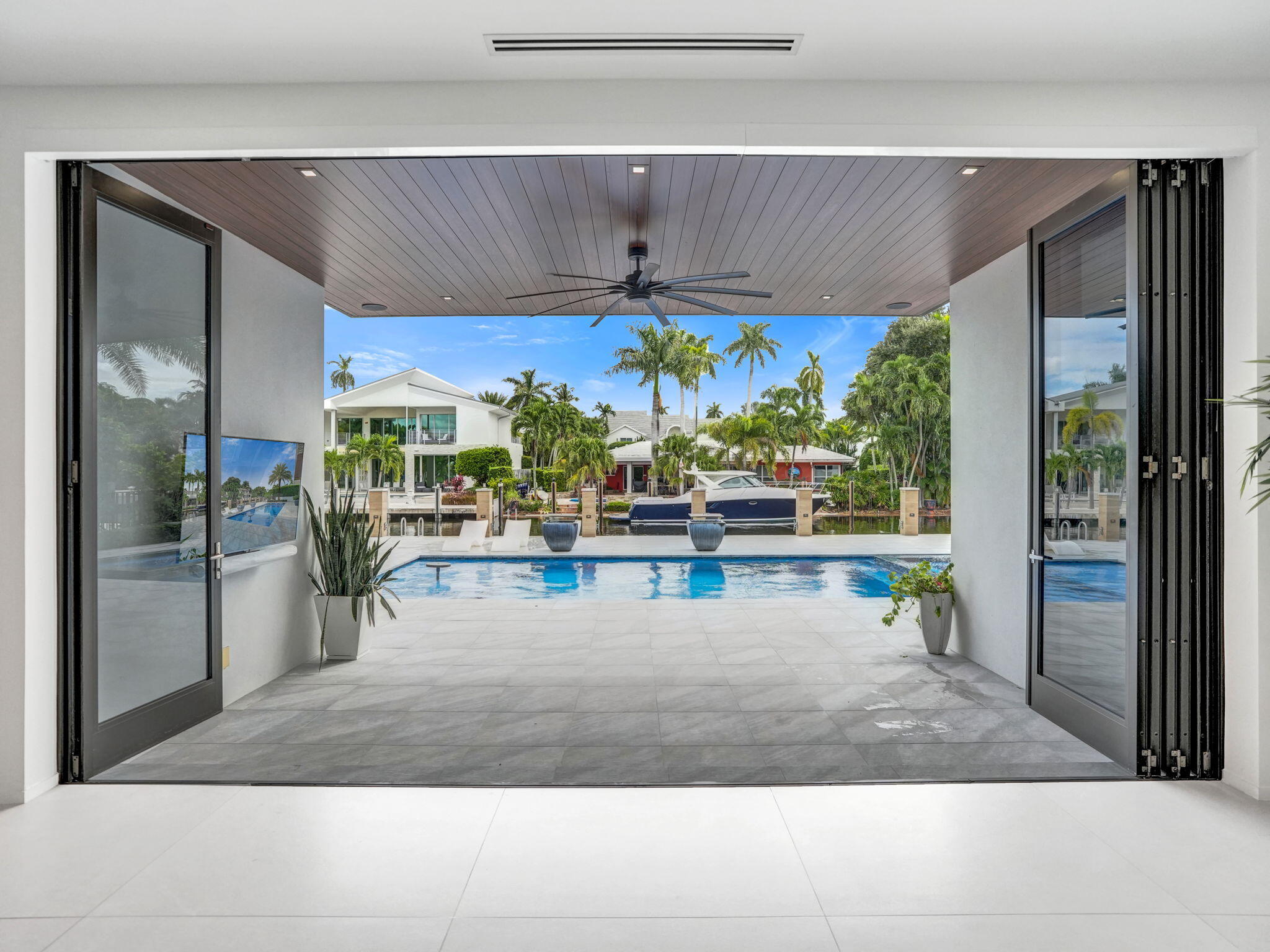 424 Coconut Isle Dr Fort Lauderdale, FL 33301