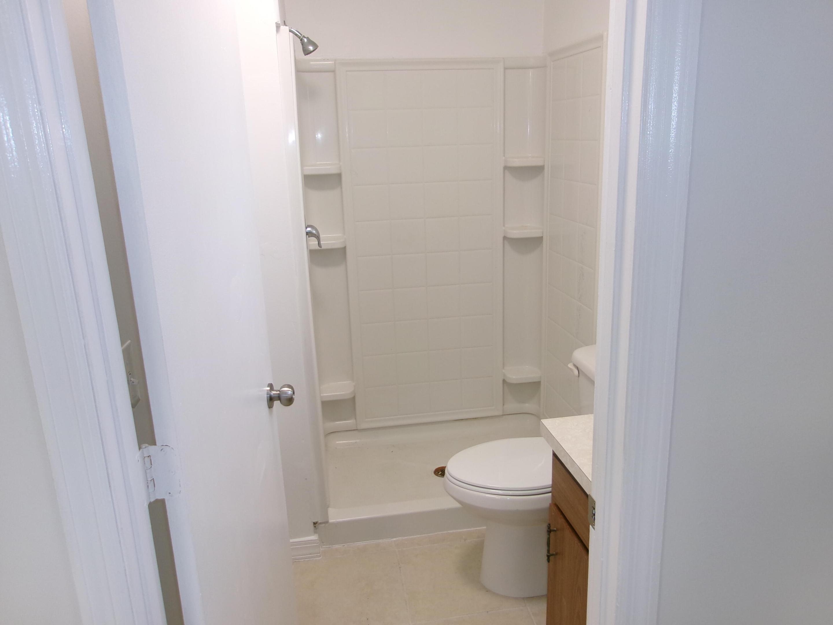 430 13th St Vero Beach, FL 32962