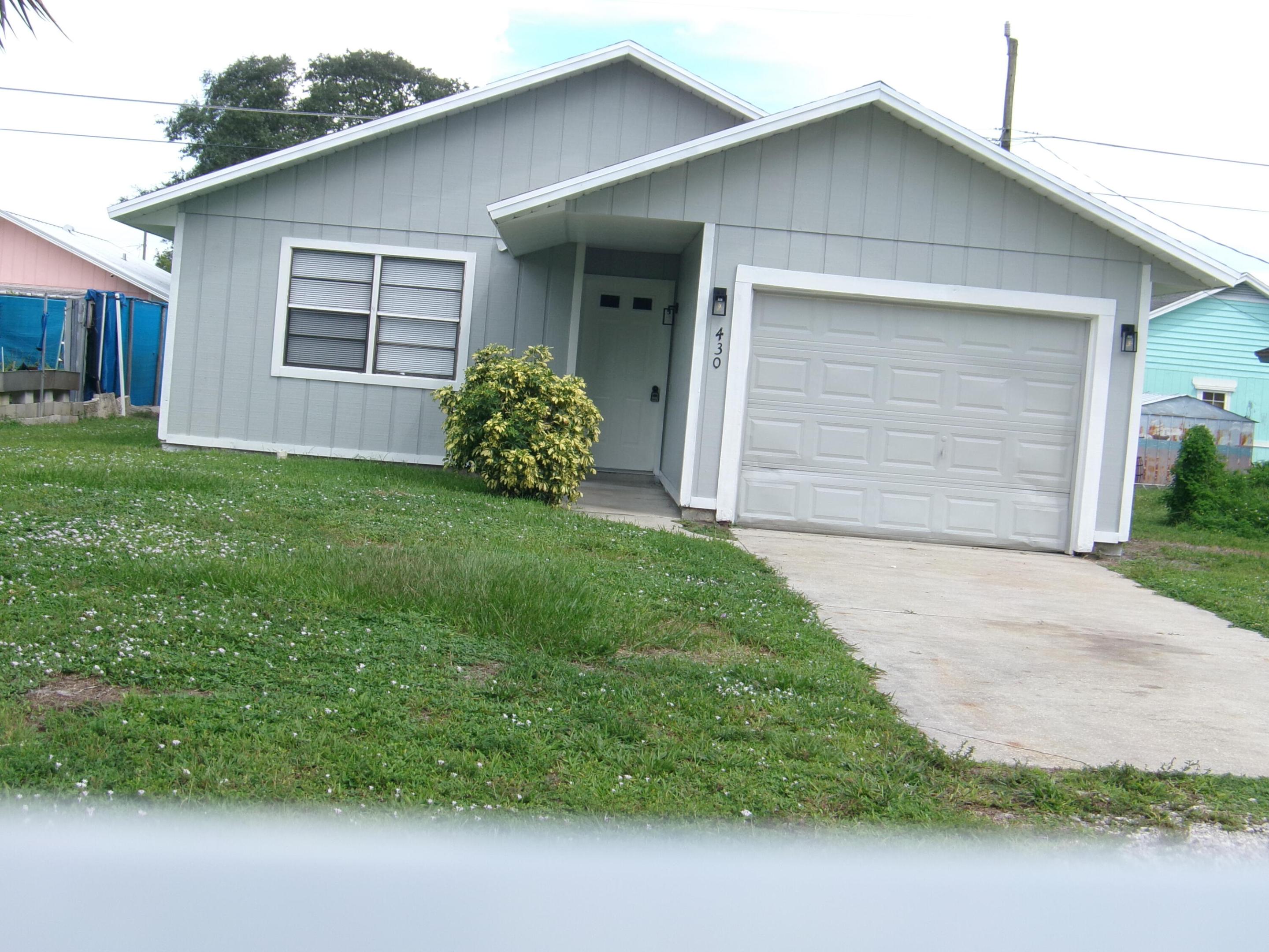 430 13th St Vero Beach, FL 32962