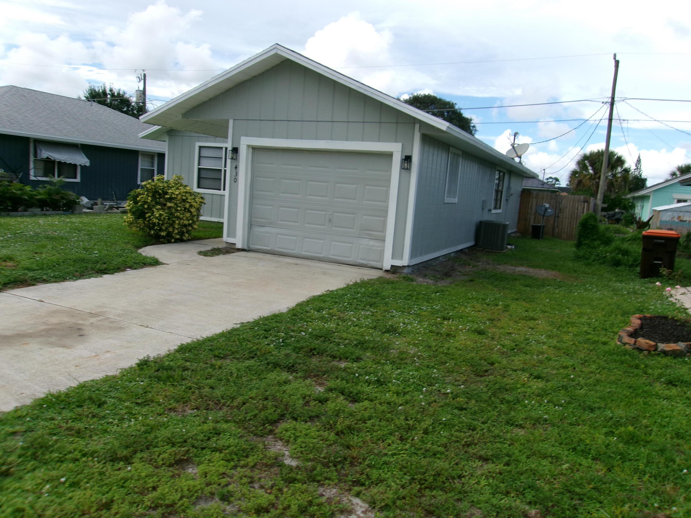 430 13th St Vero Beach, FL 32962