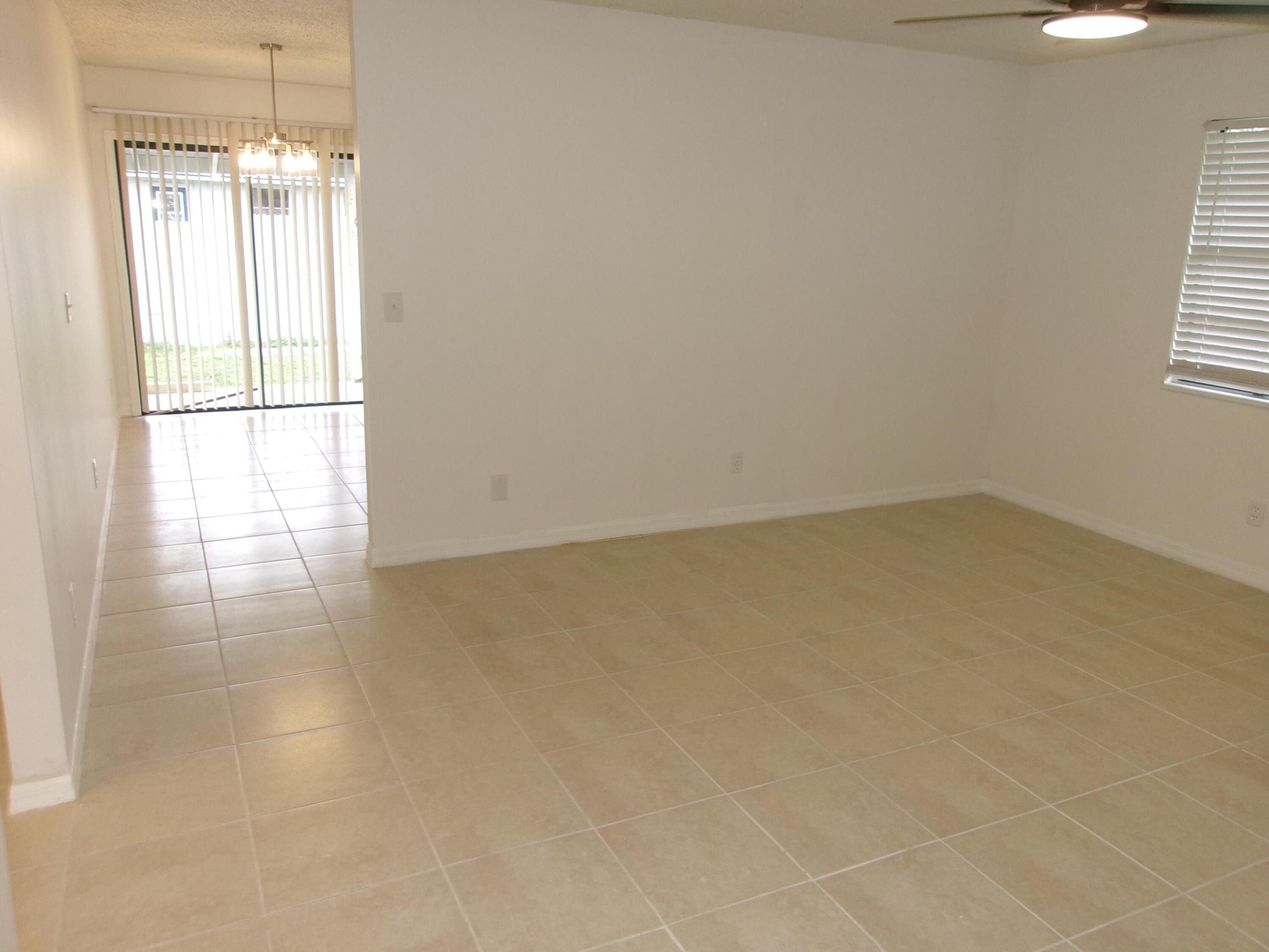 430 13th St Vero Beach, FL 32962
