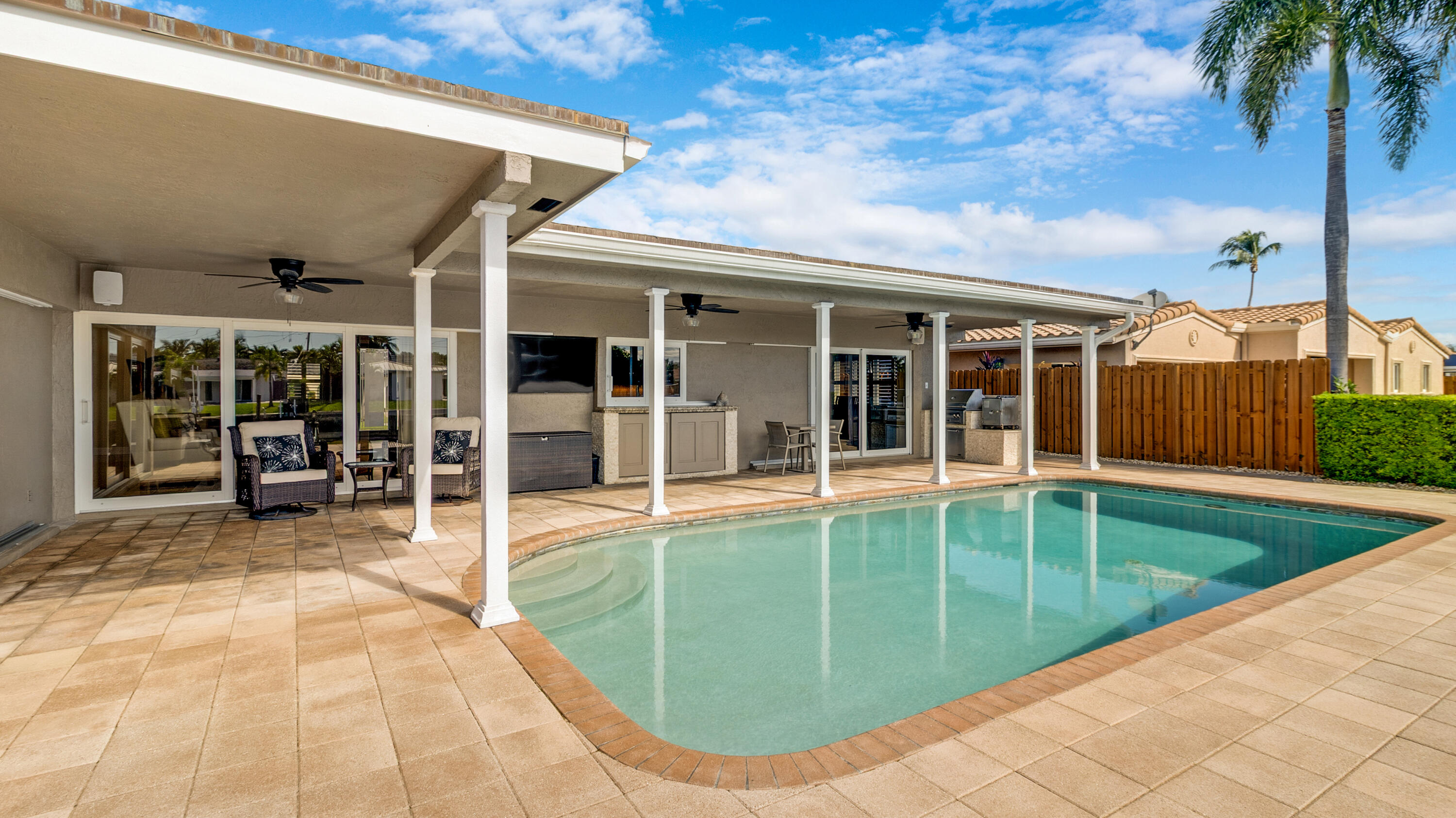 750 SE 7th Ave Pompano Beach, FL 33060
