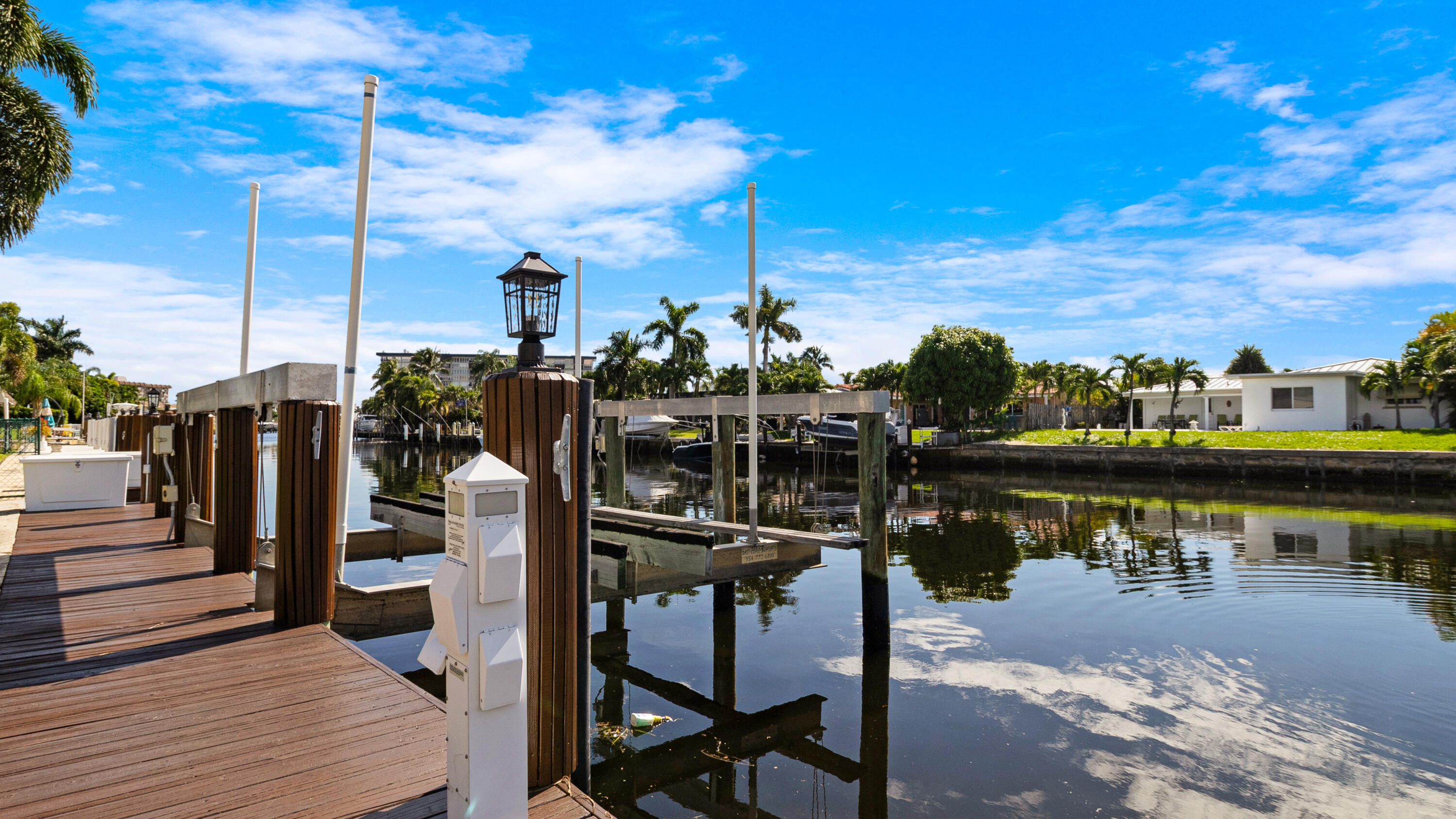 750 SE 7th Ave Pompano Beach, FL 33060