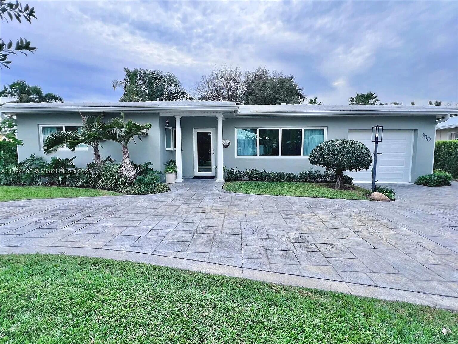 330 Cascade Ln