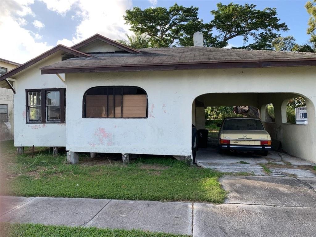12255 Lakeshore Dr