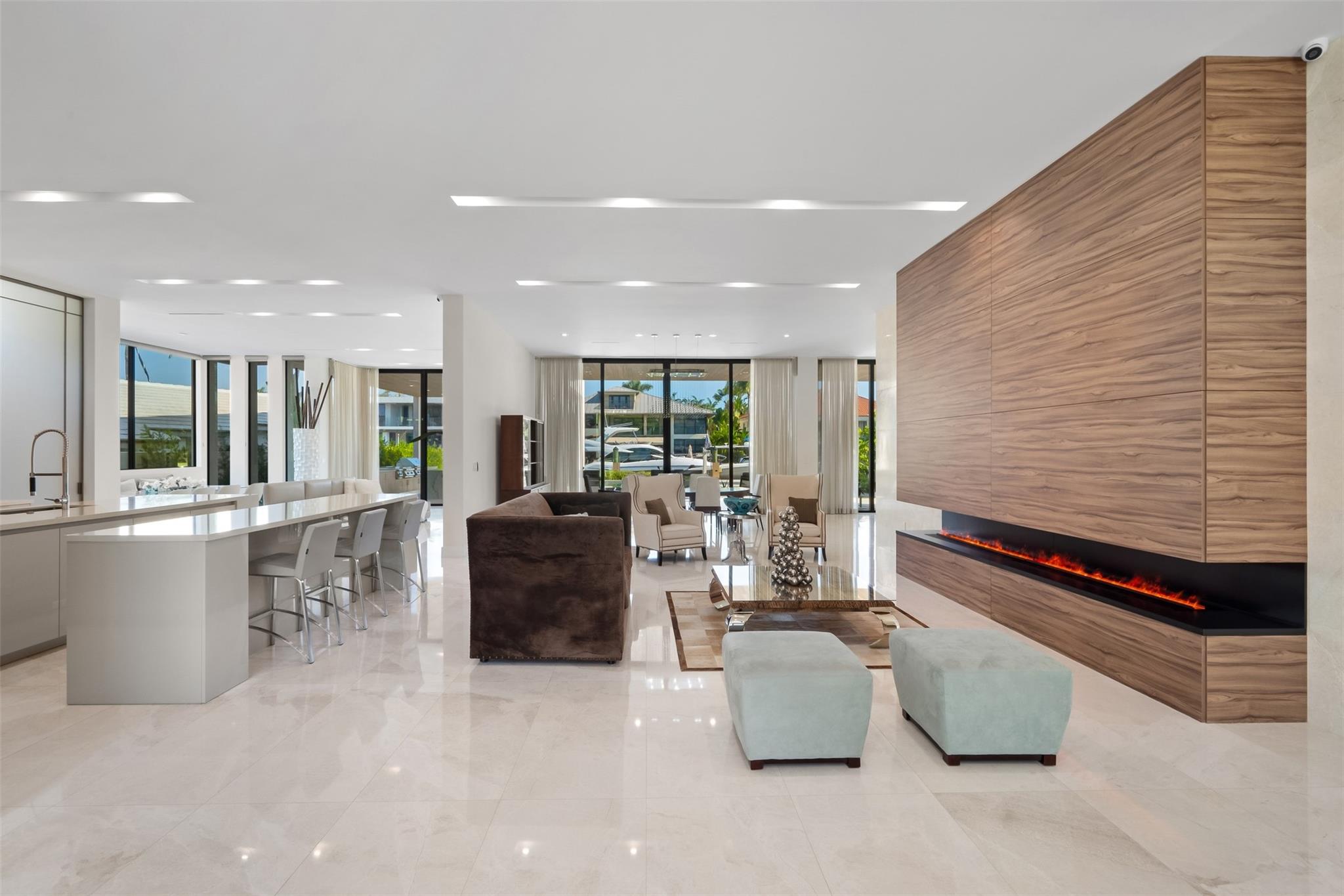 2421 Barcelona Dr Fort Lauderdale, FL 33301 2421 Barcelona Dr Fort Lauderdale, FL 33301