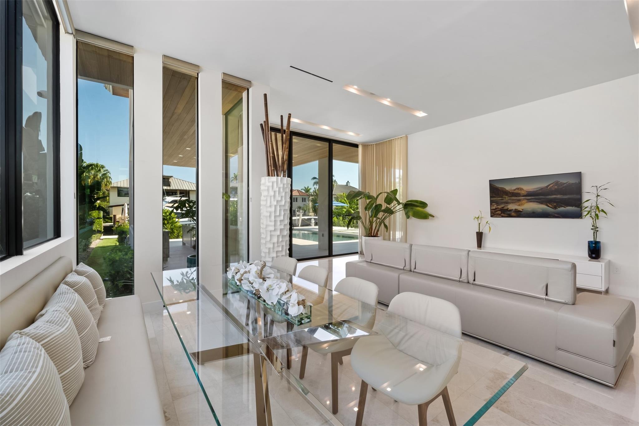 2421 Barcelona Dr Fort Lauderdale, FL 33301 2421 Barcelona Dr Fort Lauderdale, FL 33301