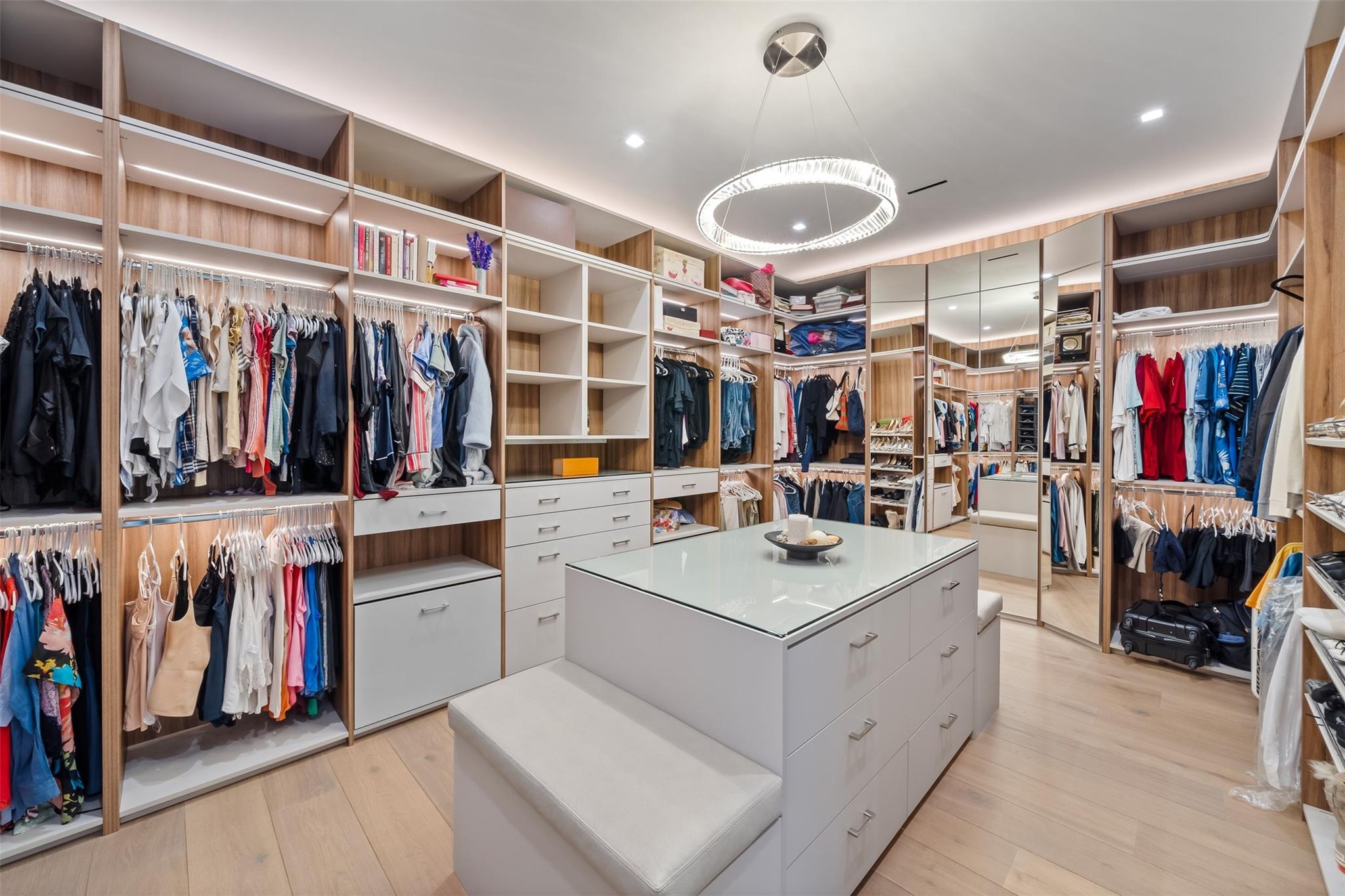 2421 Barcelona Dr Fort Lauderdale, FL 33301 2421 Barcelona Dr Fort Lauderdale, FL 33301