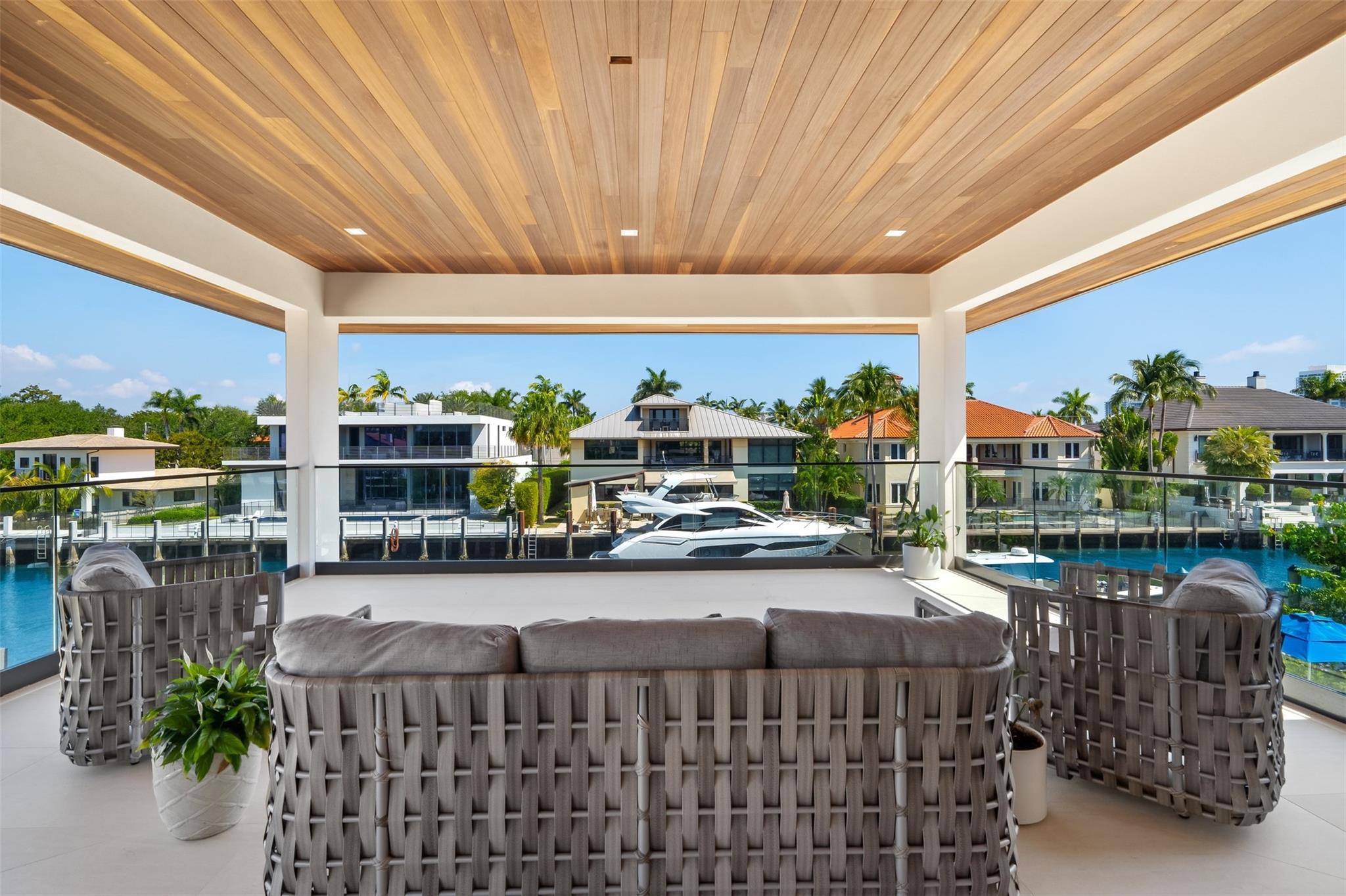 2421 Barcelona Dr Fort Lauderdale, FL 33301 2421 Barcelona Dr Fort Lauderdale, FL 33301