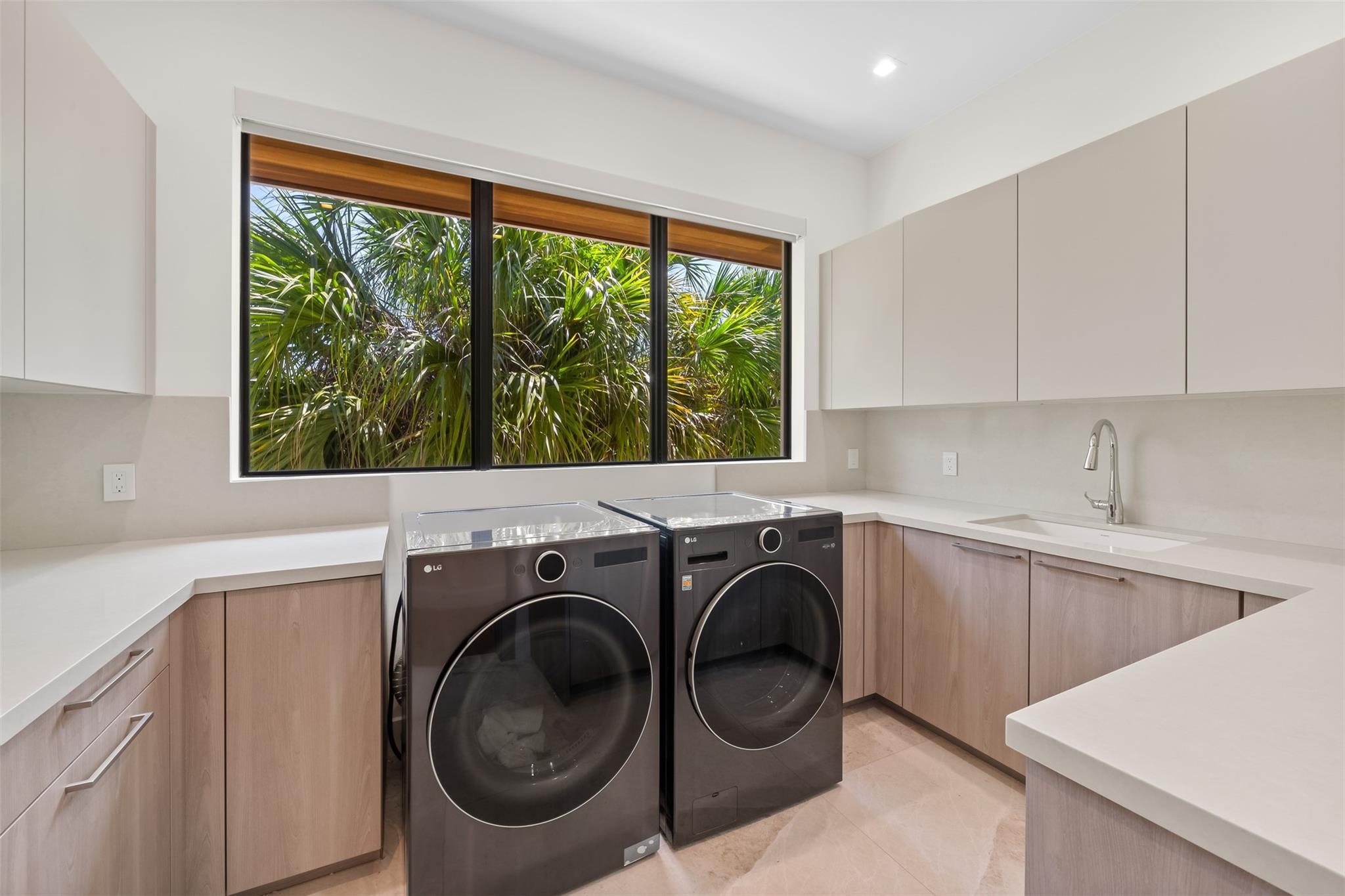 2421 Barcelona Dr Fort Lauderdale, FL 33301 2421 Barcelona Dr Fort Lauderdale, FL 33301