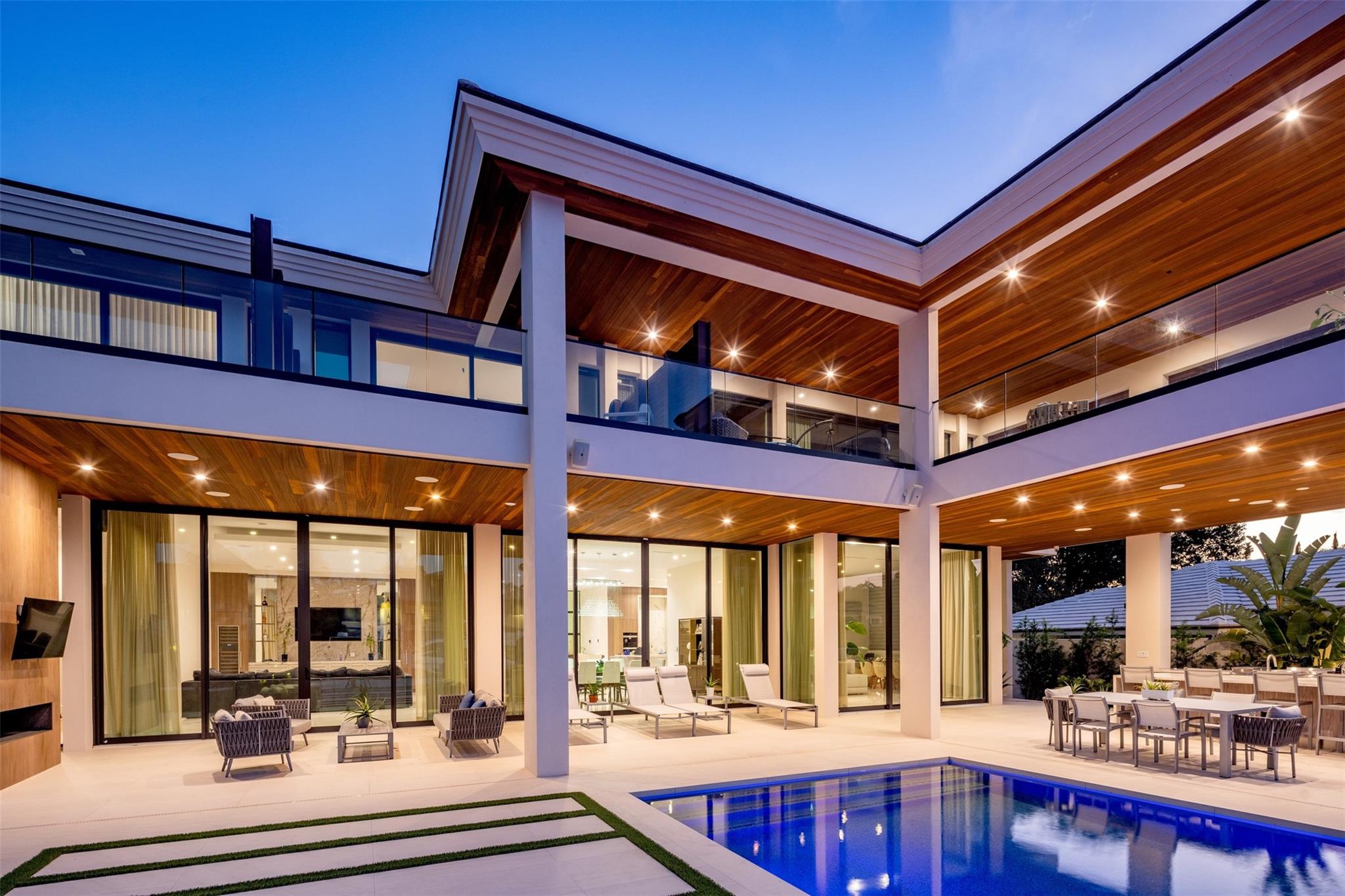 2421 Barcelona Dr Fort Lauderdale, FL 33301 2421 Barcelona Dr Fort Lauderdale, FL 33301