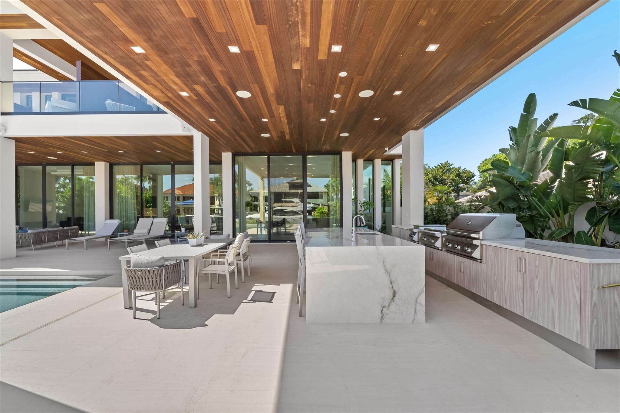 2421 Barcelona Dr Fort Lauderdale, FL 33301 2421 Barcelona Dr Fort Lauderdale, FL 33301