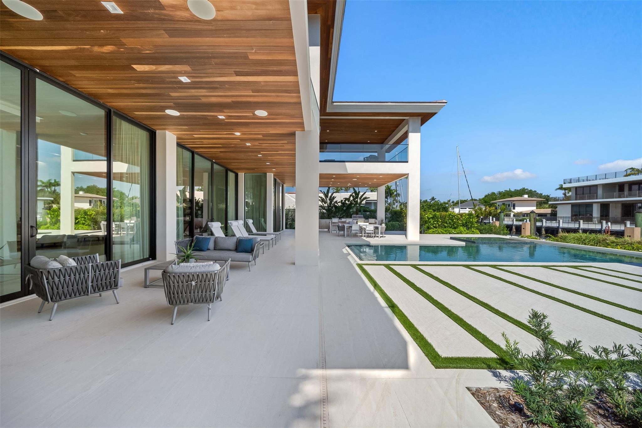 2421 Barcelona Dr Fort Lauderdale, FL 33301 2421 Barcelona Dr Fort Lauderdale, FL 33301