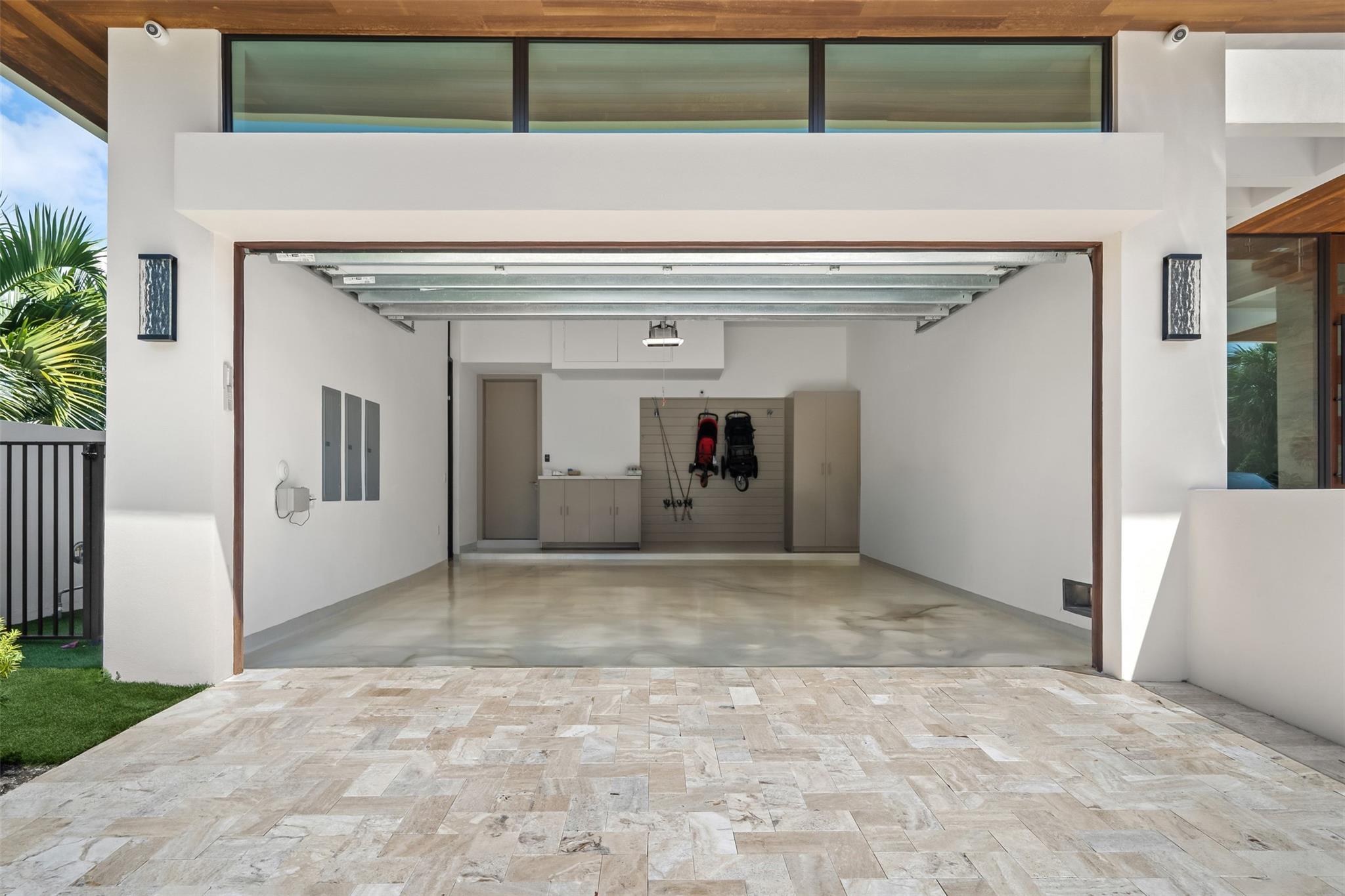 2421 Barcelona Dr Fort Lauderdale, FL 33301 2421 Barcelona Dr Fort Lauderdale, FL 33301