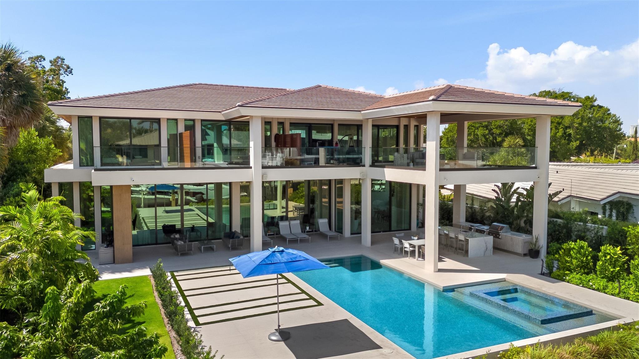 2421 Barcelona Dr Fort Lauderdale, FL 33301 2421 Barcelona Dr Fort Lauderdale, FL 33301