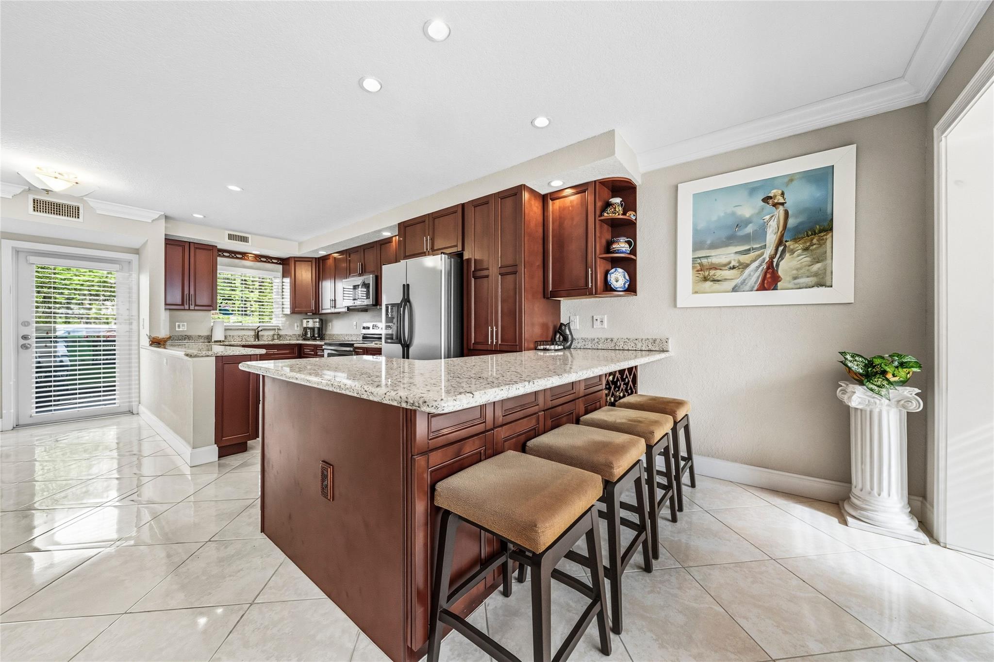 1000 SE 4th St #117 & 118 Fort Lauderdale, FL 33301