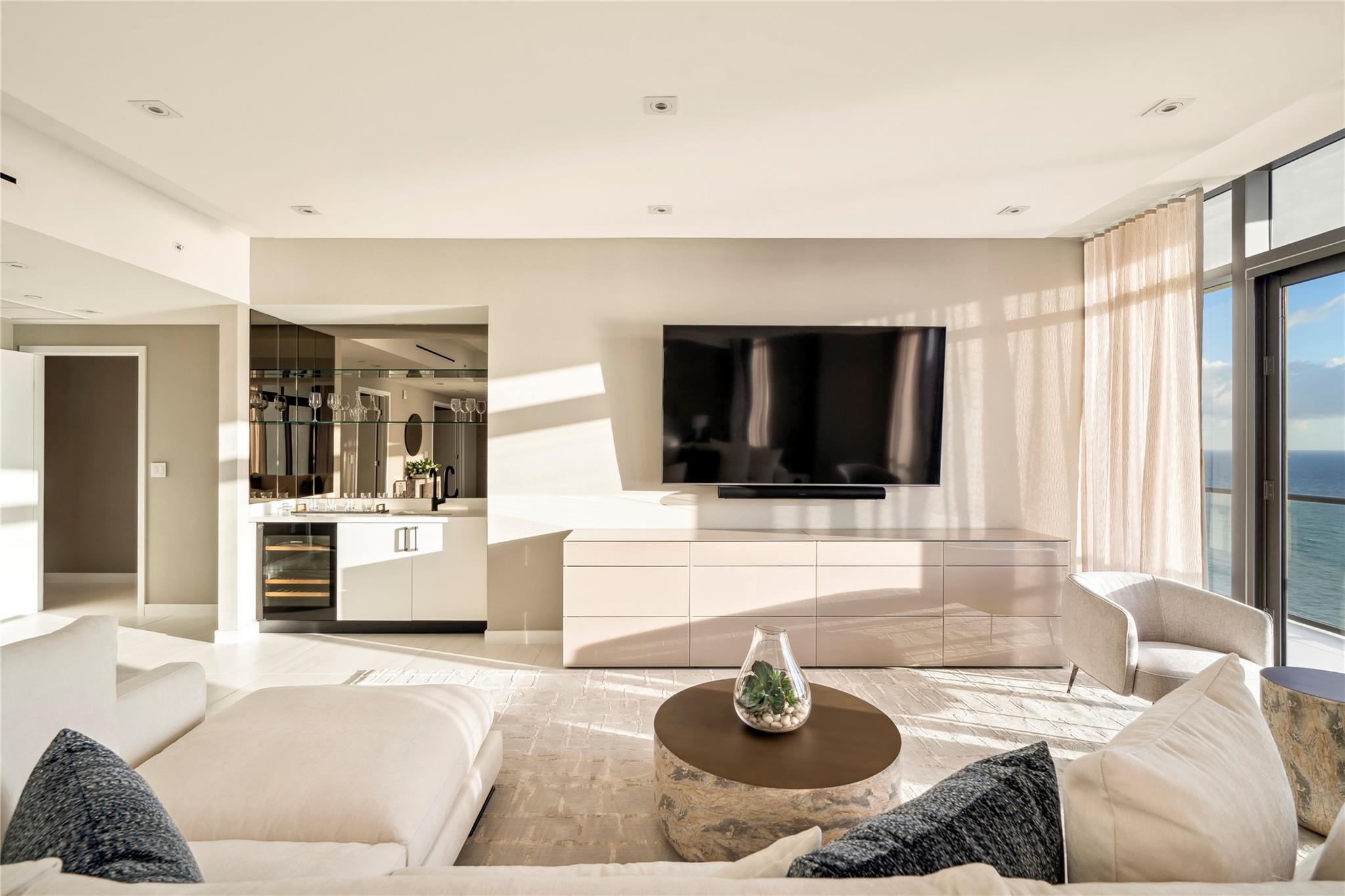 1116 N Ocean Blvd #UPH03 Pompano Beach, FL 33062