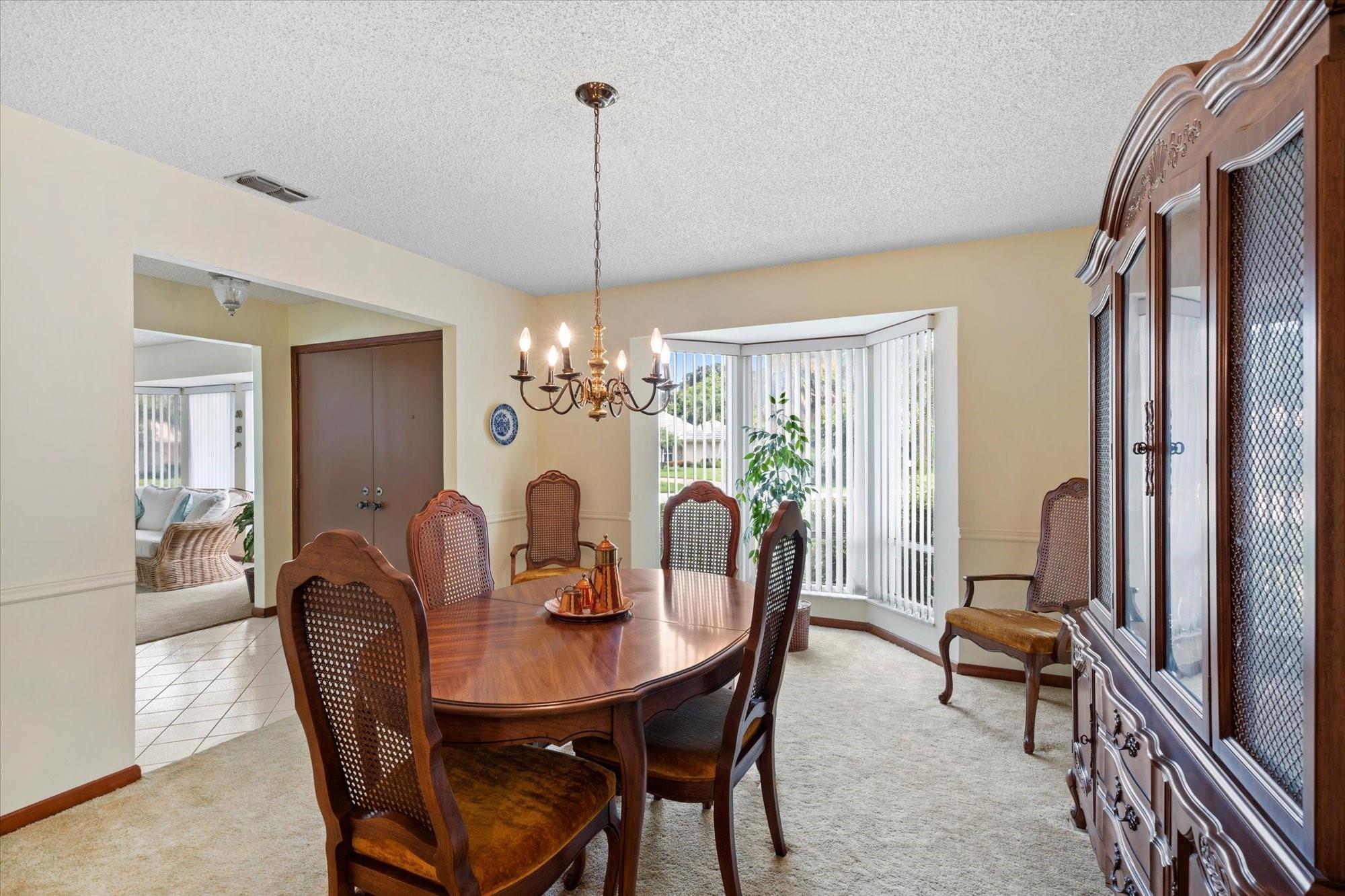 137 SE Turtle Crk Dr Jupiter, FL 33469