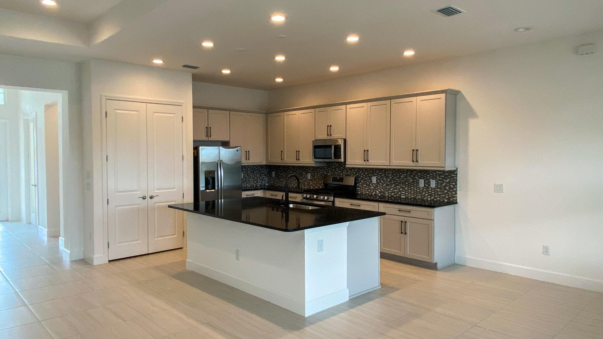 32179 Logan Elm Ter Wesley Chapel, FL 33543