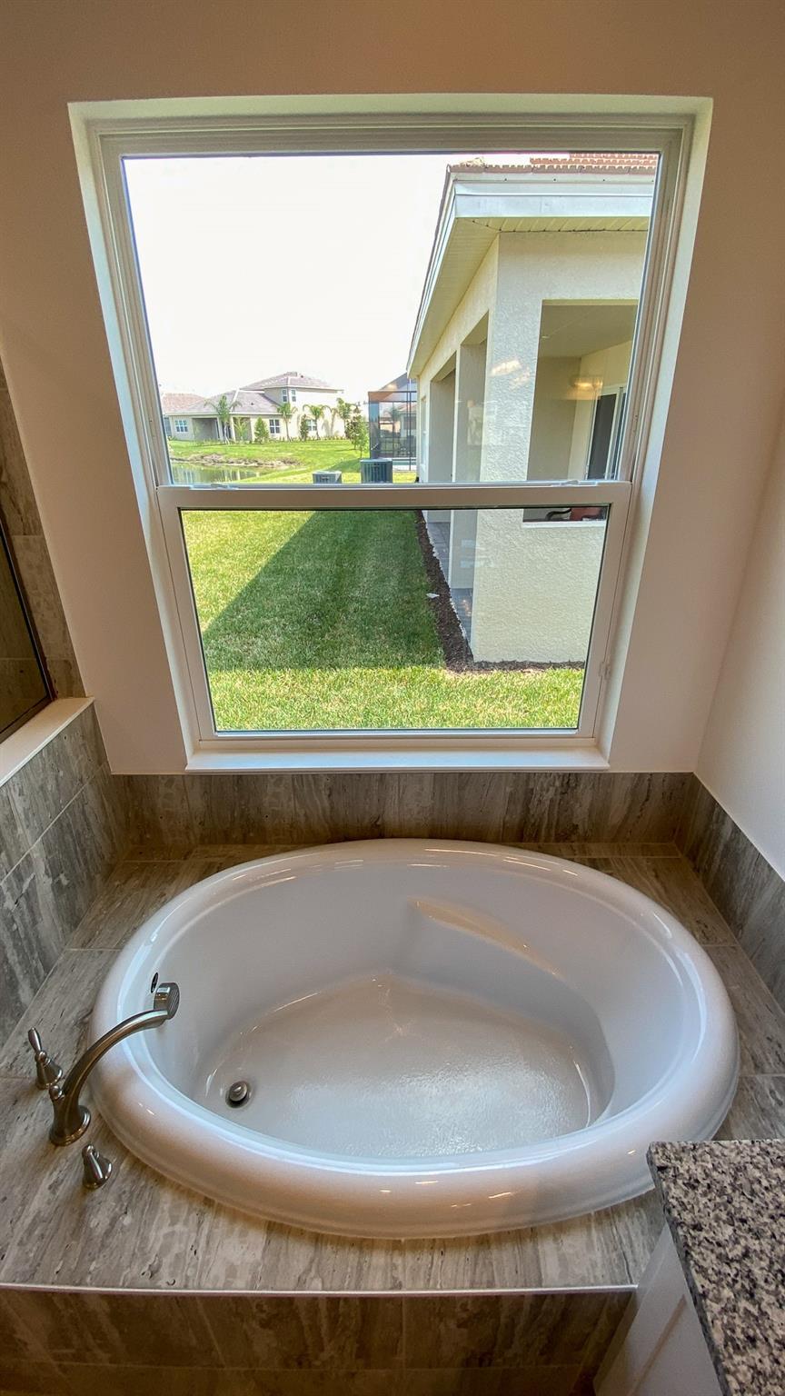 32179 Logan Elm Ter Wesley Chapel, FL 33543