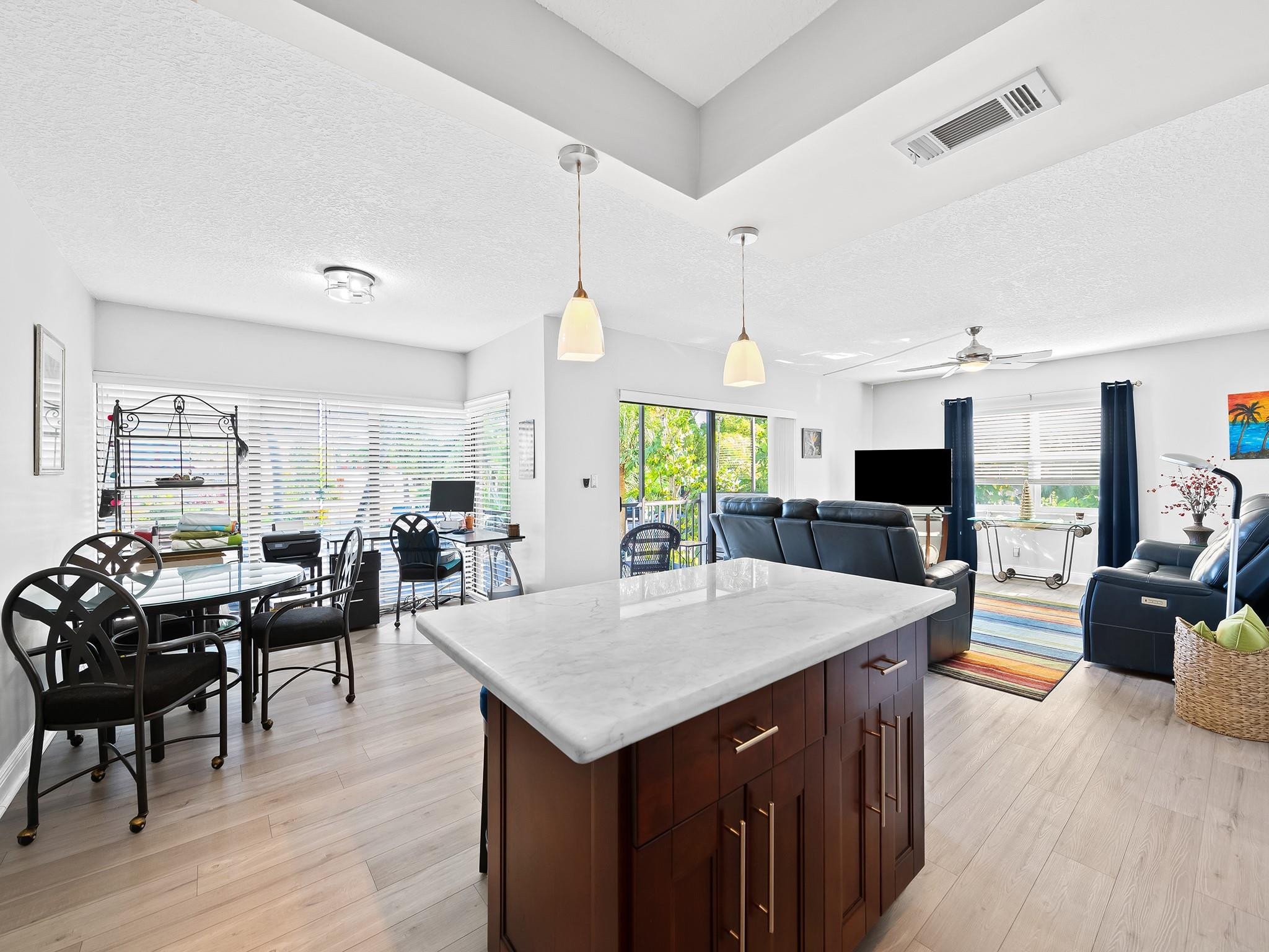 1839 Middle Riv #105 Fort Lauderdale, FL 33305