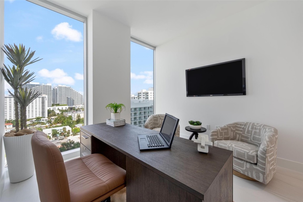 153 N Seabreeze #1105-S Fort Lauderdale, FL 33304