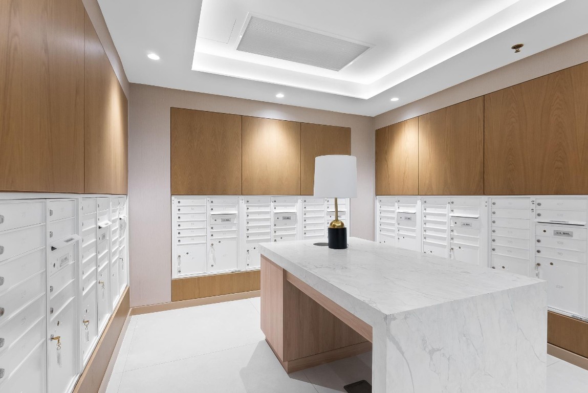 153 N Seabreeze #1105-S Fort Lauderdale, FL 33304