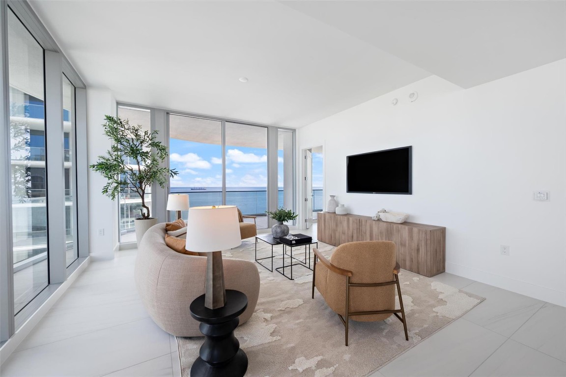 153 N Seabreeze #1105-S Fort Lauderdale, FL 33304