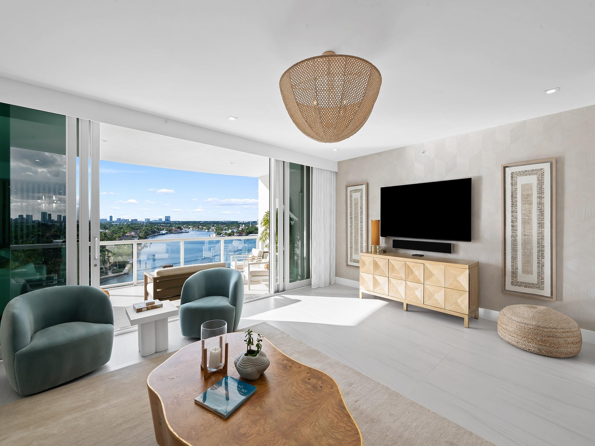 321 N Birch #1002 Fort Lauderdale, FL 33304