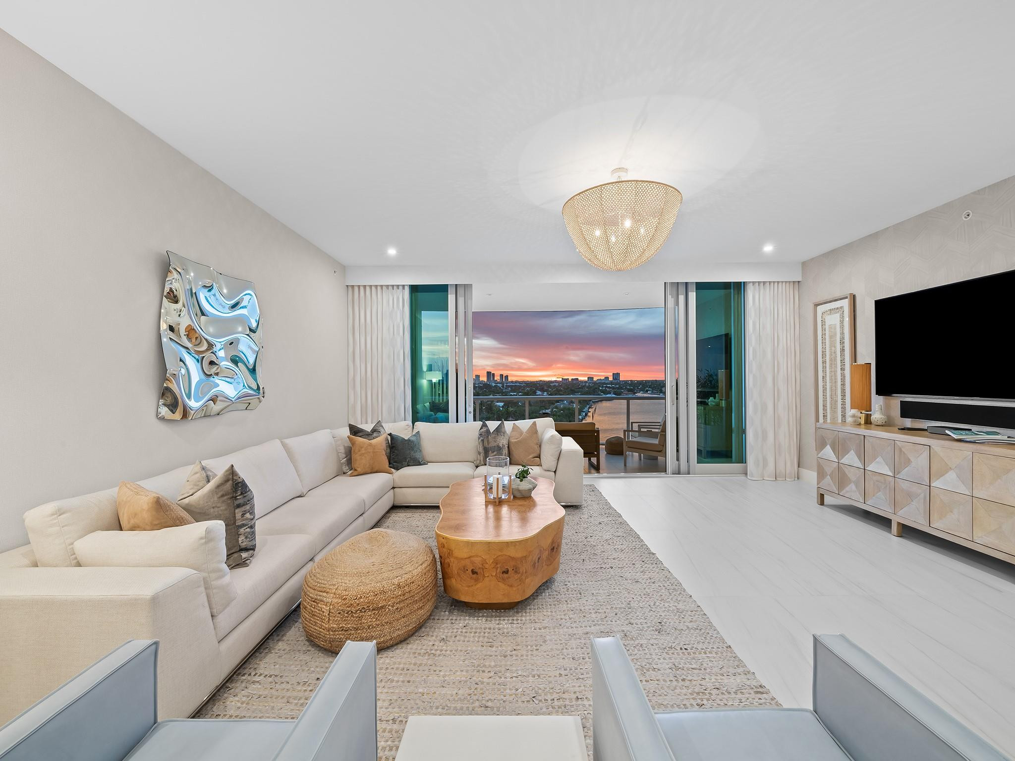 321 N Birch #1002 Fort Lauderdale, FL 33304