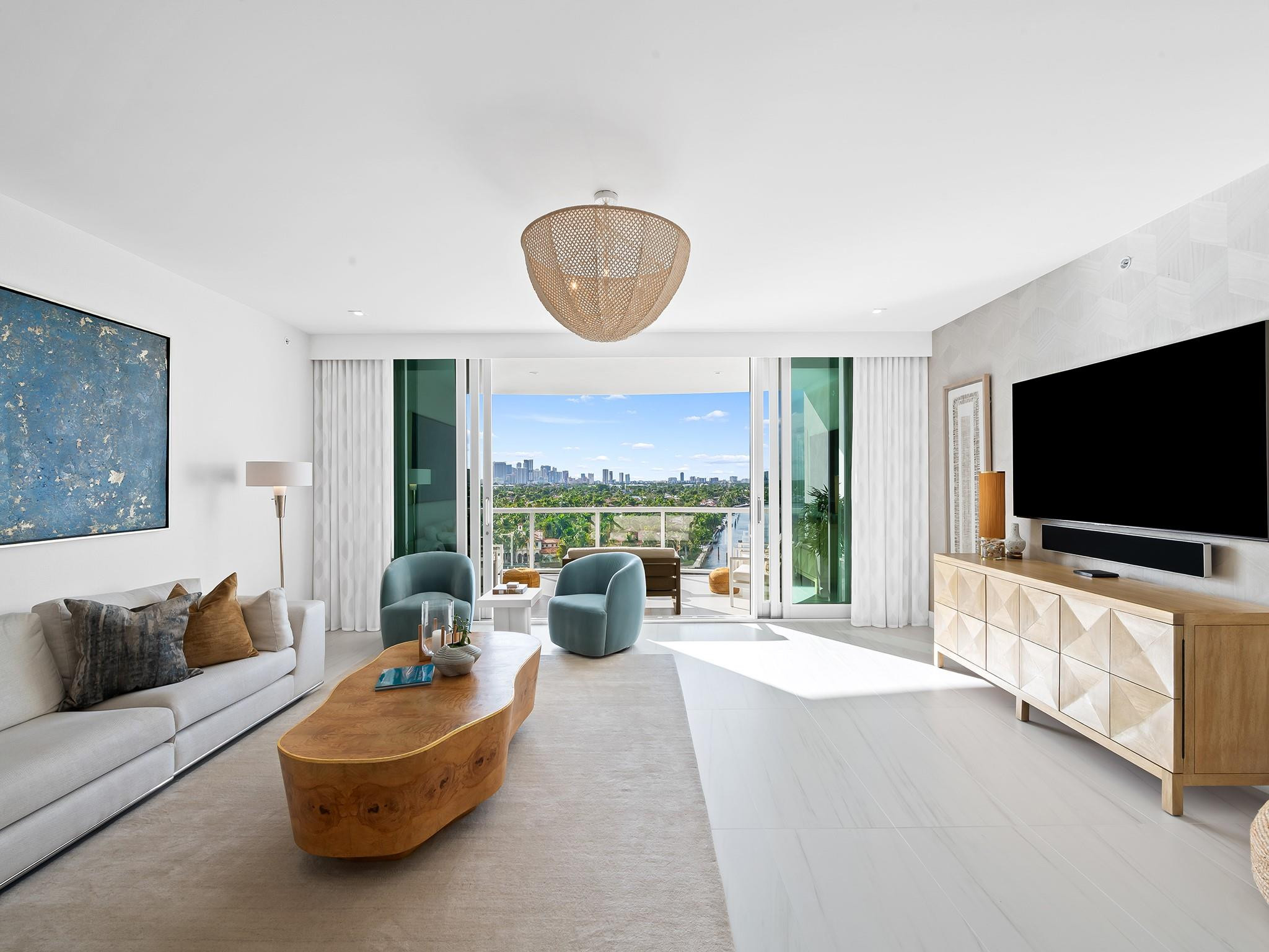 321 N Birch #1002 Fort Lauderdale, FL 33304