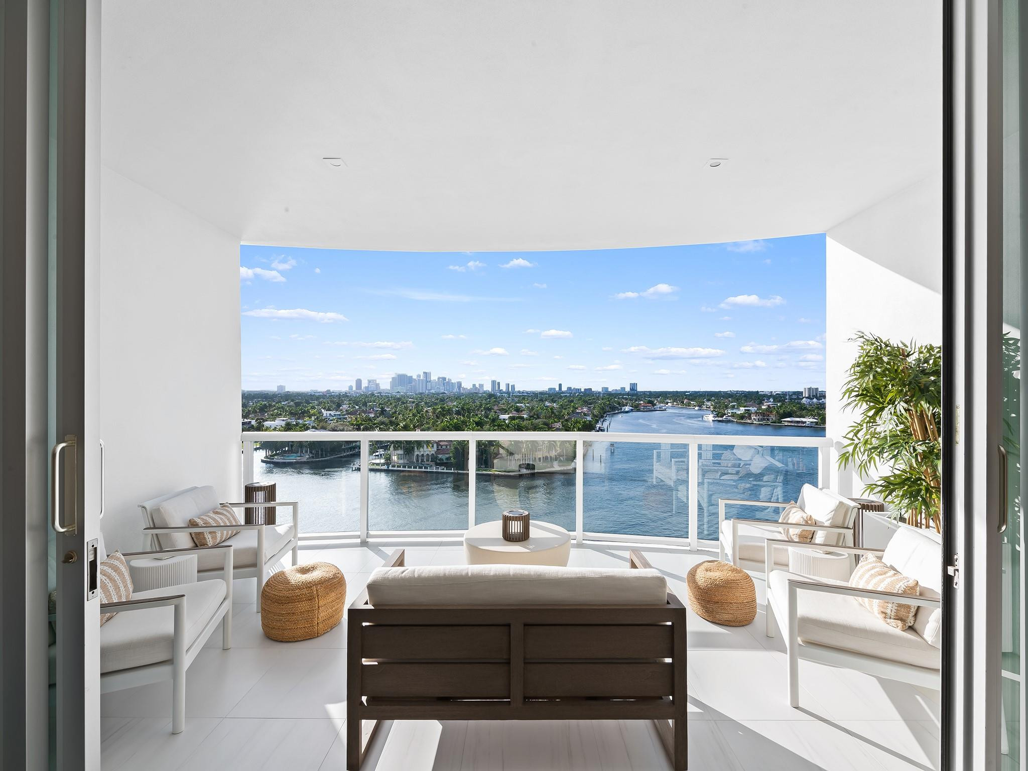 321 N Birch #1002 Fort Lauderdale, FL 33304