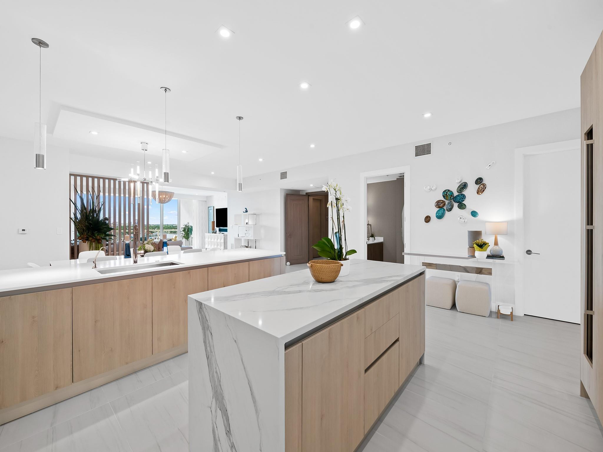 321 N Birch #1002 Fort Lauderdale, FL 33304