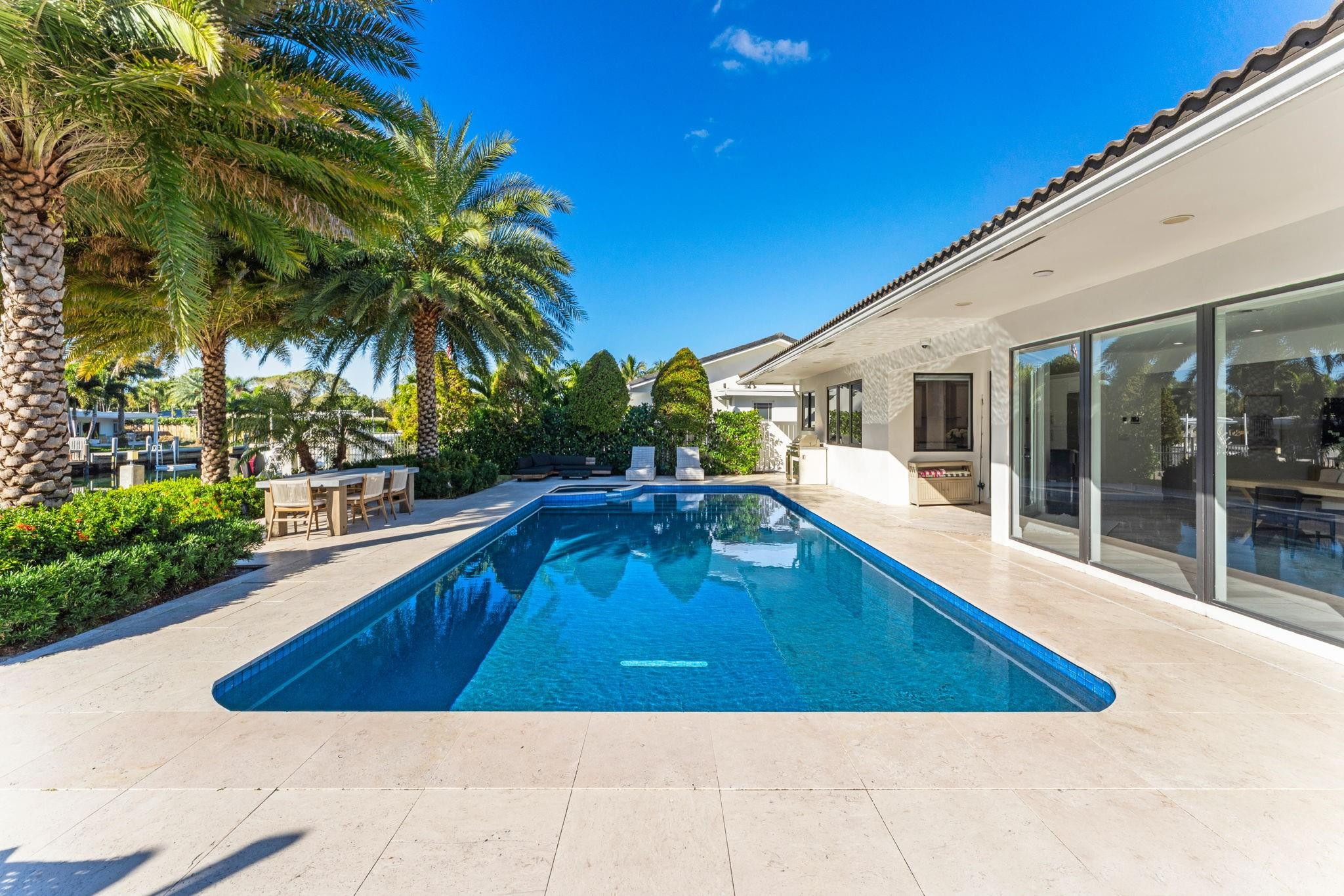 2636 Grace Fort Lauderdale, FL 33316